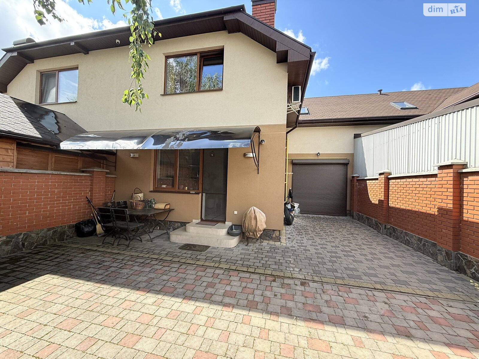 двоповерховий дуплекс, 124.2 кв. м, цегла. Продаж в Мукачеві, район Центр фото 1 двоповерховий дуплекс, 124.2 кв. м, цегла. Продаж в Мукачеві, район Центр фото 1