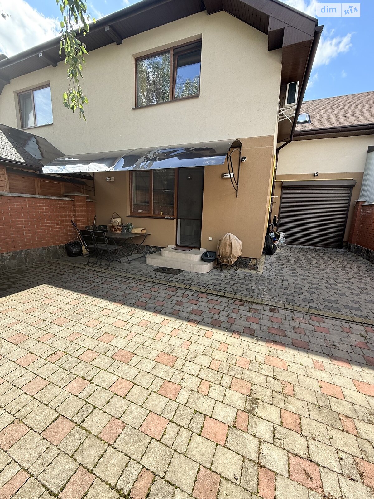 двоповерховий дуплекс, 124.2 кв. м, цегла. Продаж в Мукачеві, район Центр фото 1 двоповерховий дуплекс, 124.2 кв. м, цегла. Продаж в Мукачеві, район Центр фото 1