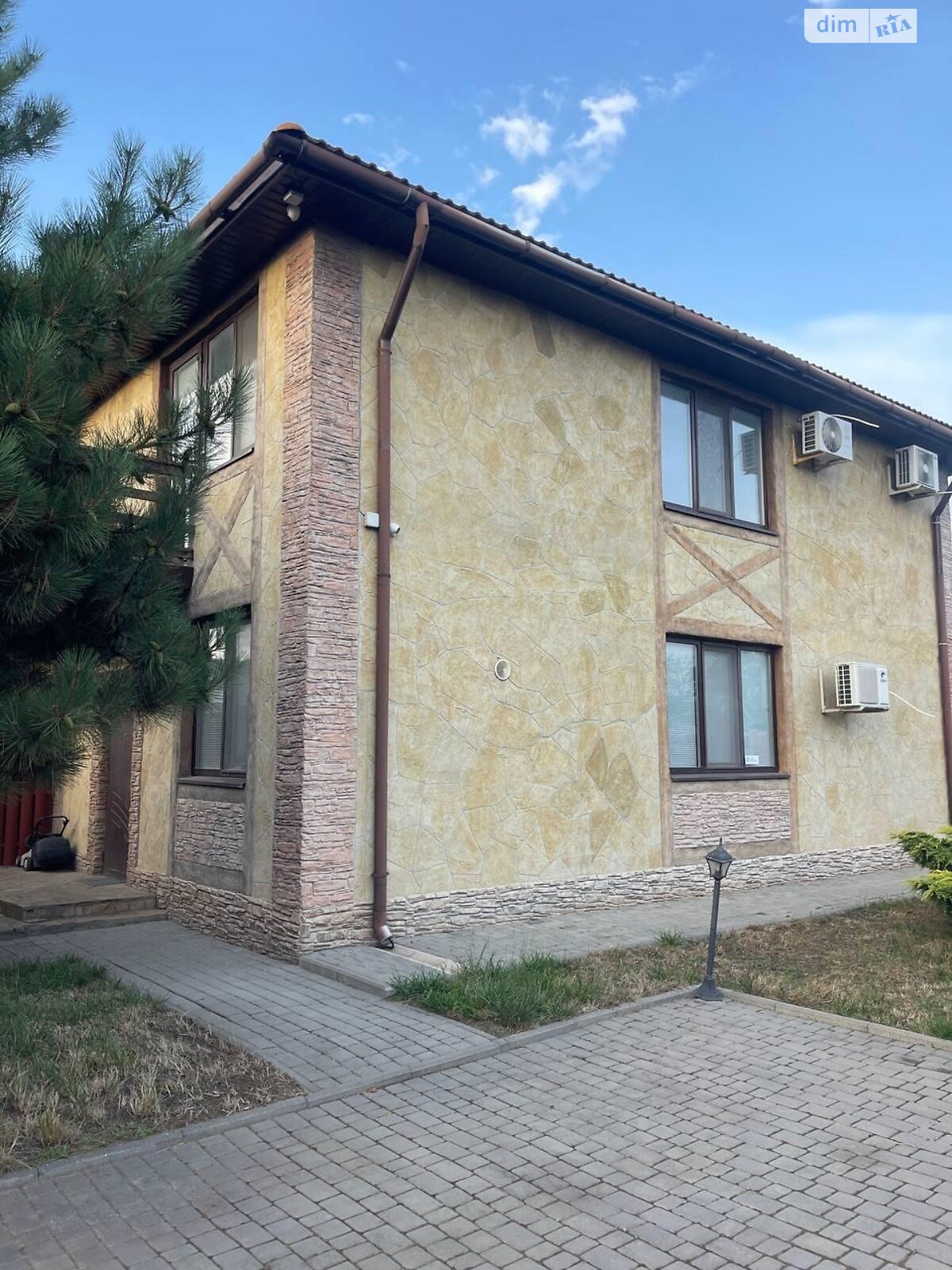 двухэтажный дуплекс, 114 кв. м, кирпич. Продажа в Новой Дофиновке фото 1 двухэтажный дуплекс, 114 кв. м, кирпич. Продажа в Новой Дофиновке фото 1
