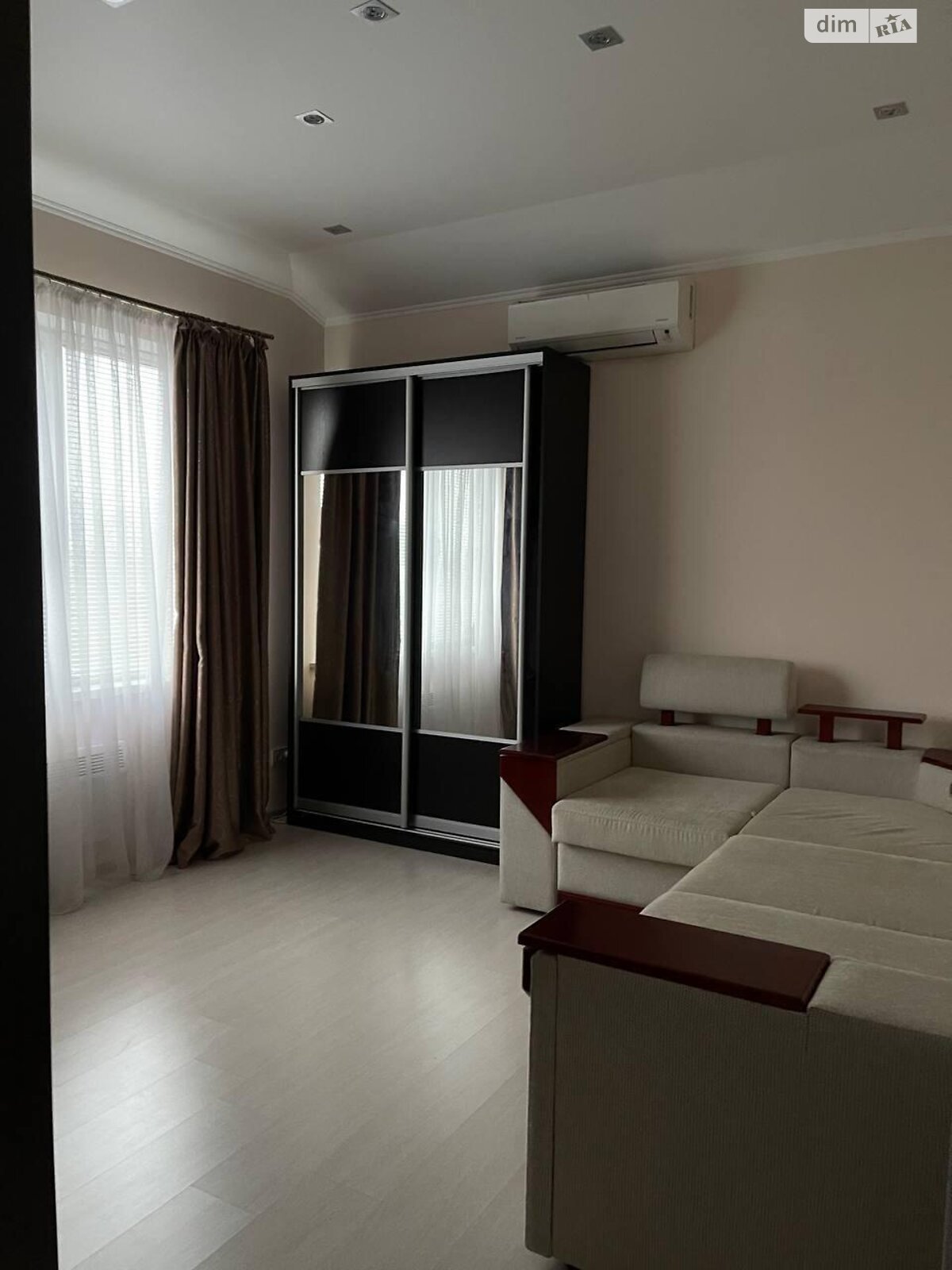 двухэтажный дуплекс, 114 кв. м, кирпич. Продажа в Новой Дофиновке фото 1 двухэтажный дуплекс, 114 кв. м, кирпич. Продажа в Новой Дофиновке фото 1