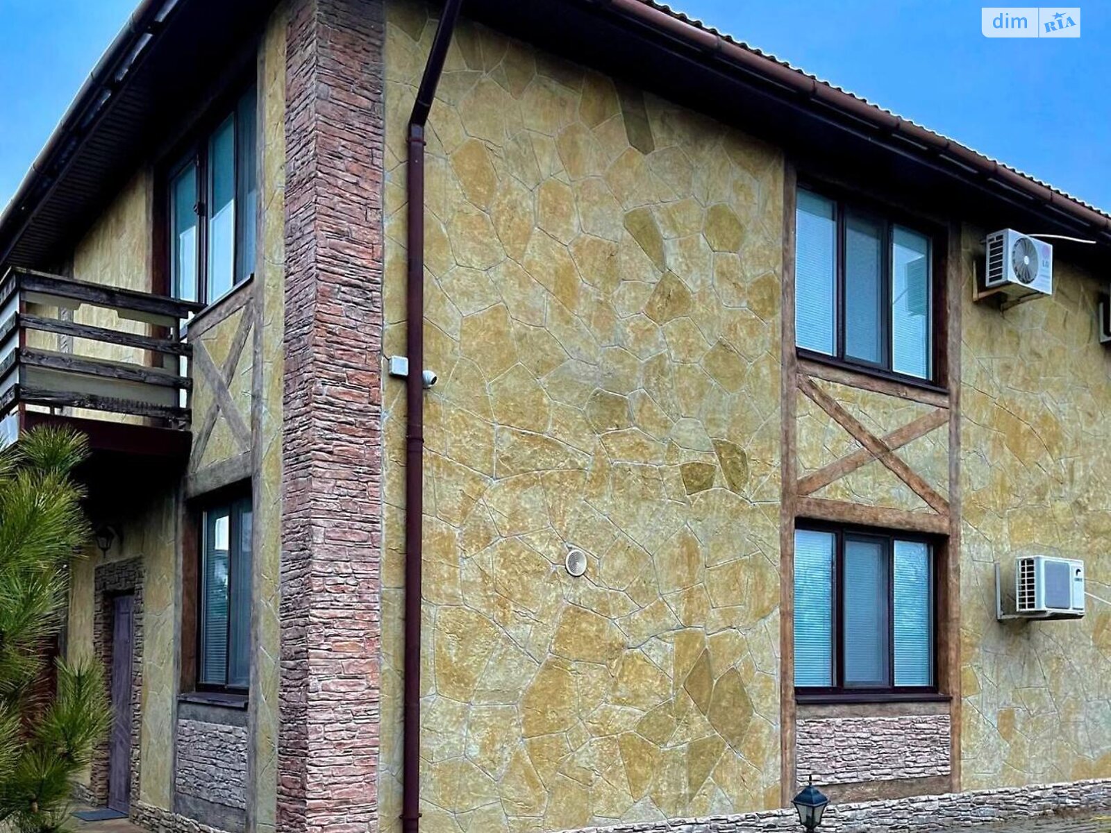двухэтажный дуплекс, 114 кв. м, кирпич. Продажа в Новой Дофиновке фото 1 двухэтажный дуплекс, 114 кв. м, кирпич. Продажа в Новой Дофиновке фото 1