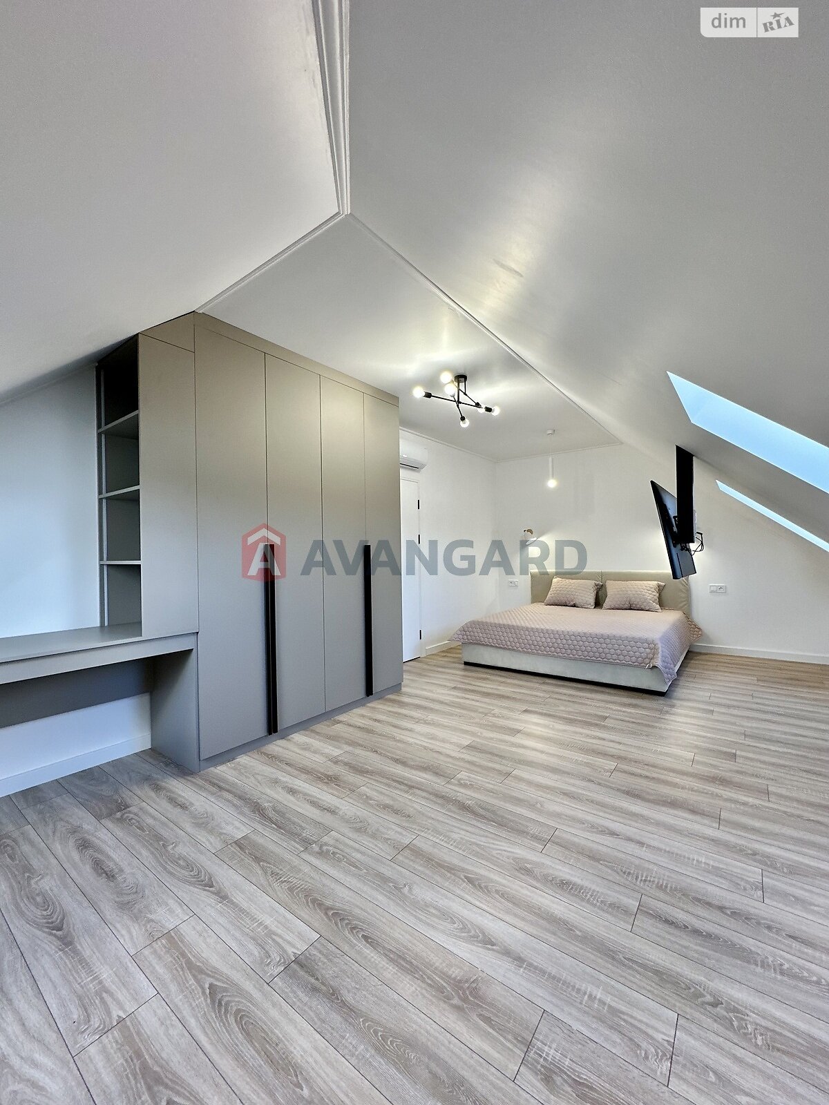 двоповерховий дуплекс, 105 кв. м, газобетон. Продаж у Новоолександрівці фото 1