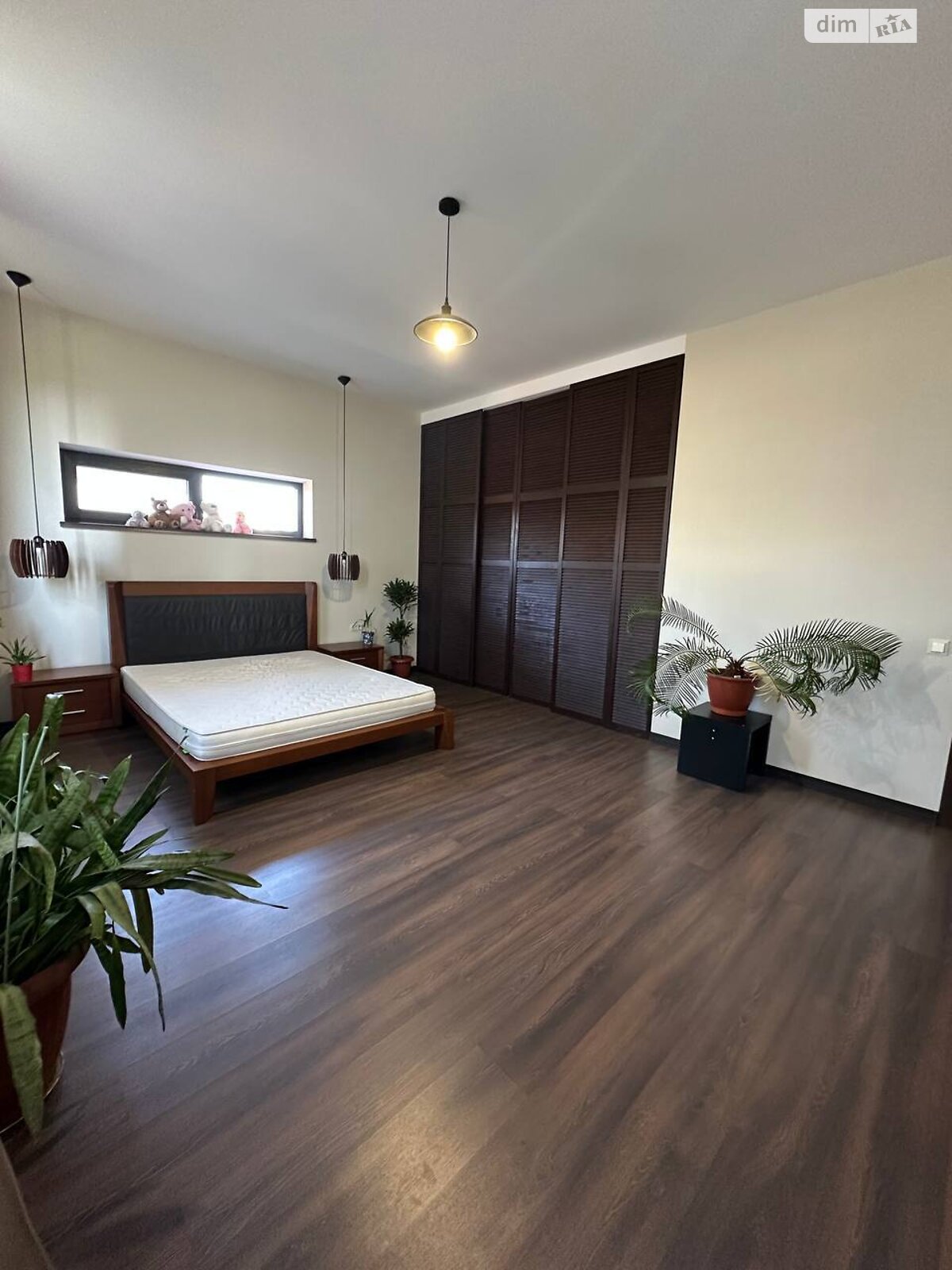 двухэтажный дуплекс, 220 кв. м, кирпич. Продажа в Новых Петровцах фото 1 двухэтажный дуплекс, 220 кв. м, кирпич. Продажа в Новых Петровцах фото 1
