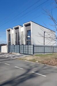 двухэтажный дуплекс, 110 кв. м, кирпич. Продажа в Новых Петровцах фото 2