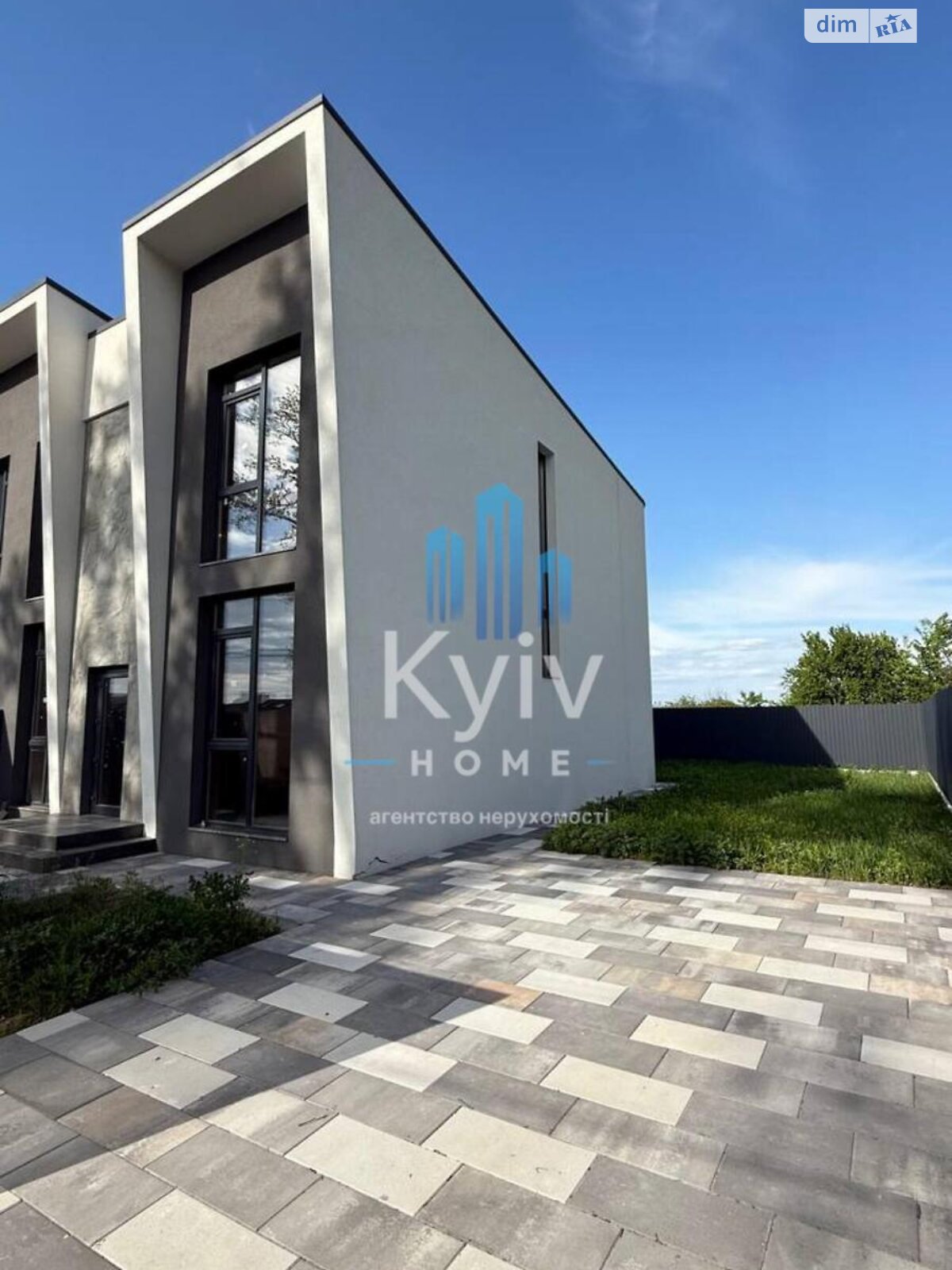 двоповерховий дуплекс, 113 кв. м, кирпич. Продаж у Нових Петрівцях фото 1 двоповерховий дуплекс, 113 кв. м, кирпич. Продаж у Нових Петрівцях фото 1