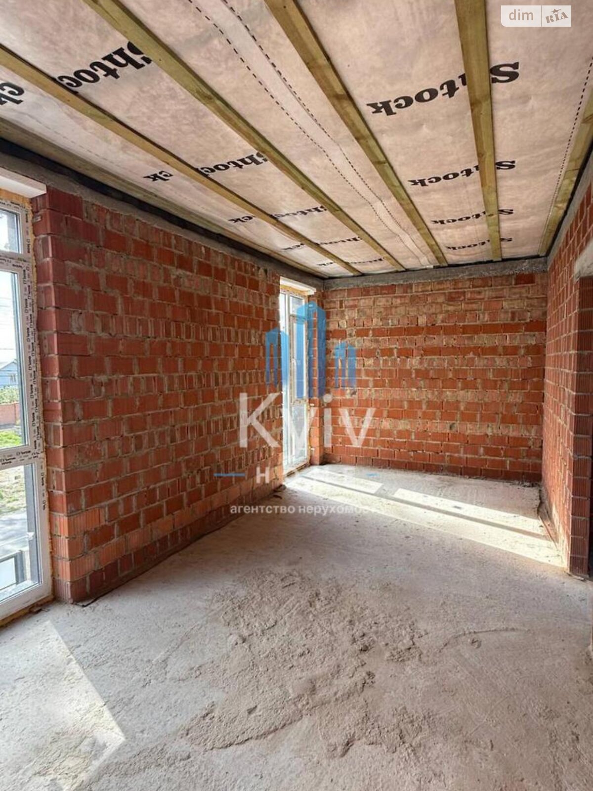 двоповерховий дуплекс, 113 кв. м, кирпич. Продаж у Нових Петрівцях фото 1 двоповерховий дуплекс, 113 кв. м, кирпич. Продаж у Нових Петрівцях фото 1