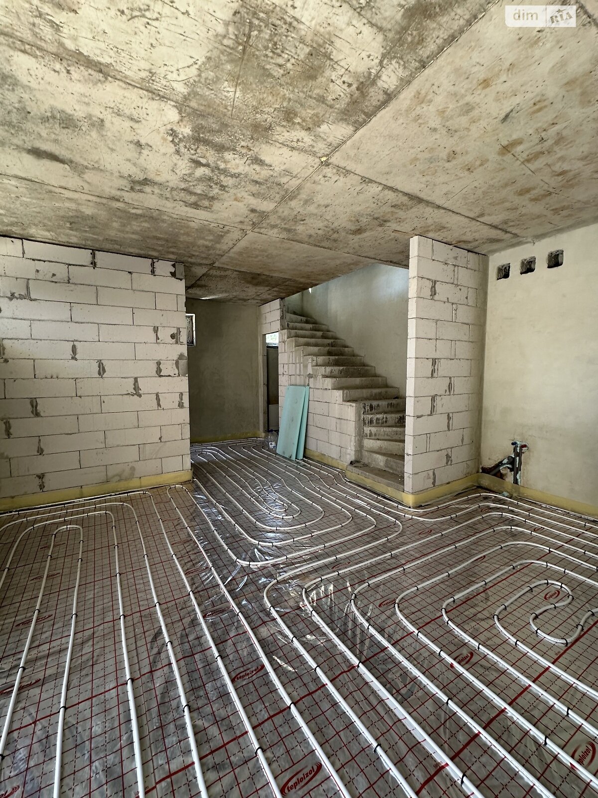 двоповерховий дуплекс, 77 кв. м, цегла. Продаж у Оброшине фото 1