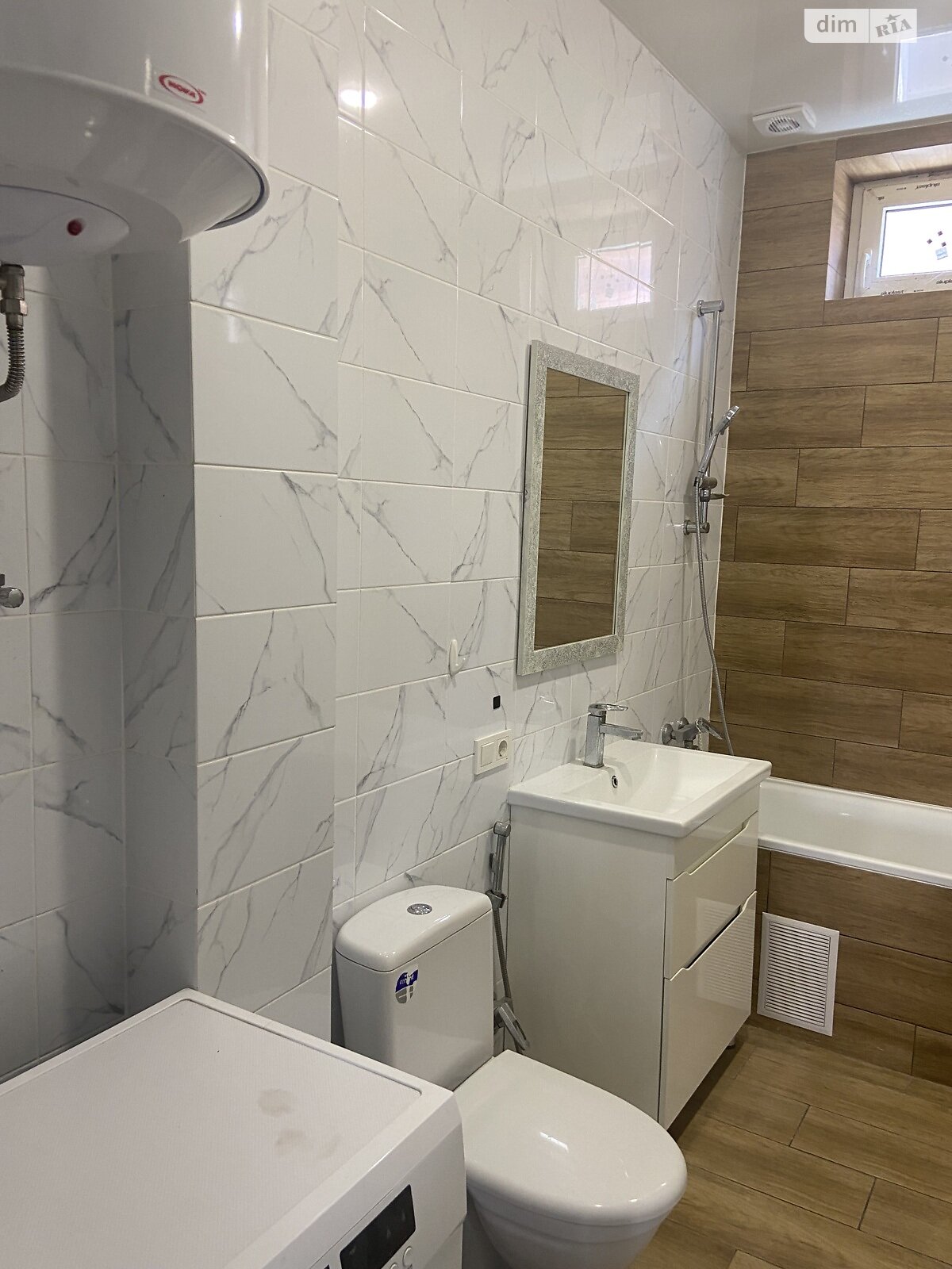 трехэтажный дуплекс, 130 кв. м, газобетон. Продажа в Лиманке фото 1