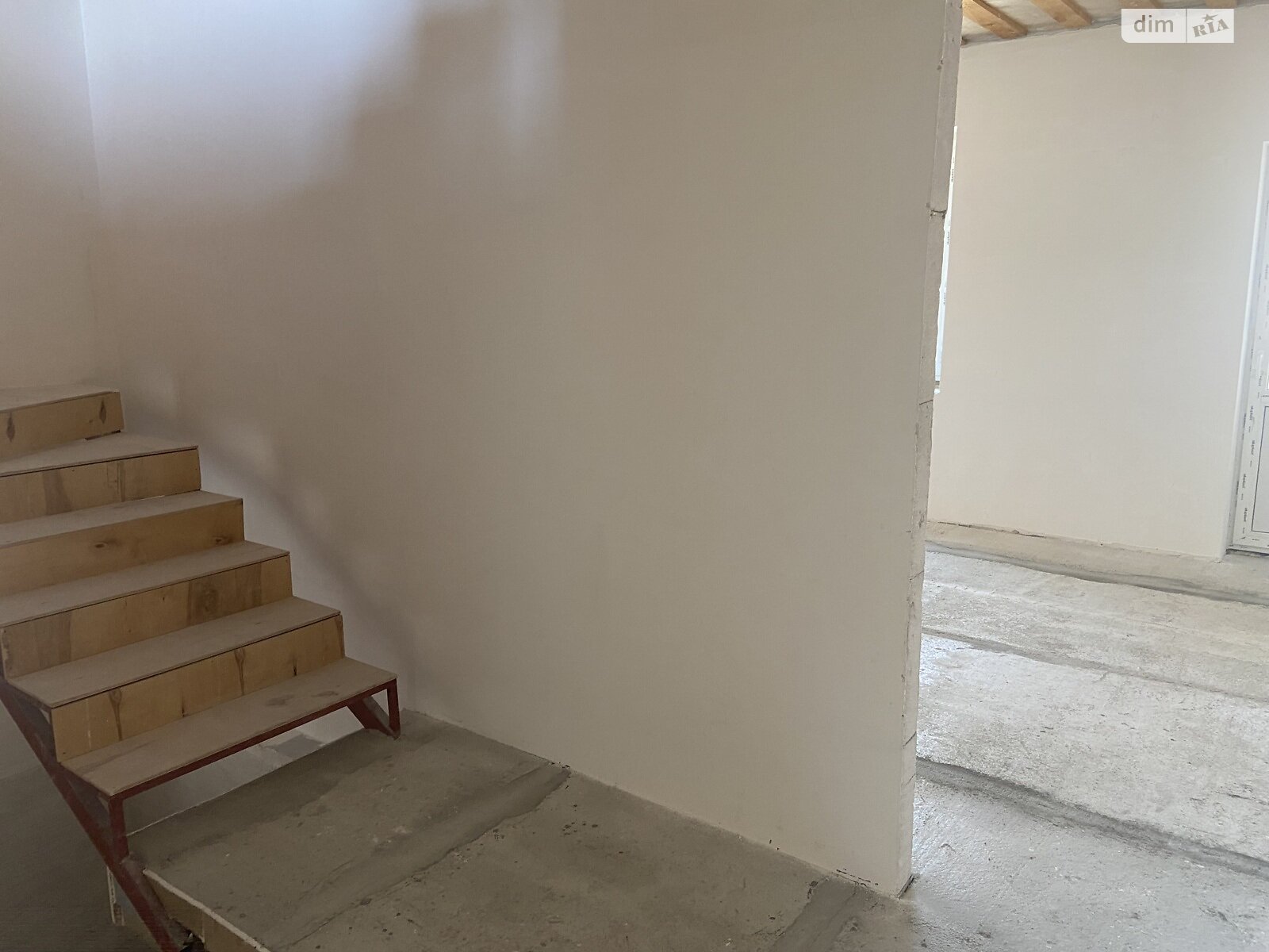 трехэтажный дуплекс, 130 кв. м, газобетон. Продажа в Лиманке фото 1 трехэтажный дуплекс, 130 кв. м, газобетон. Продажа в Лиманке фото 1