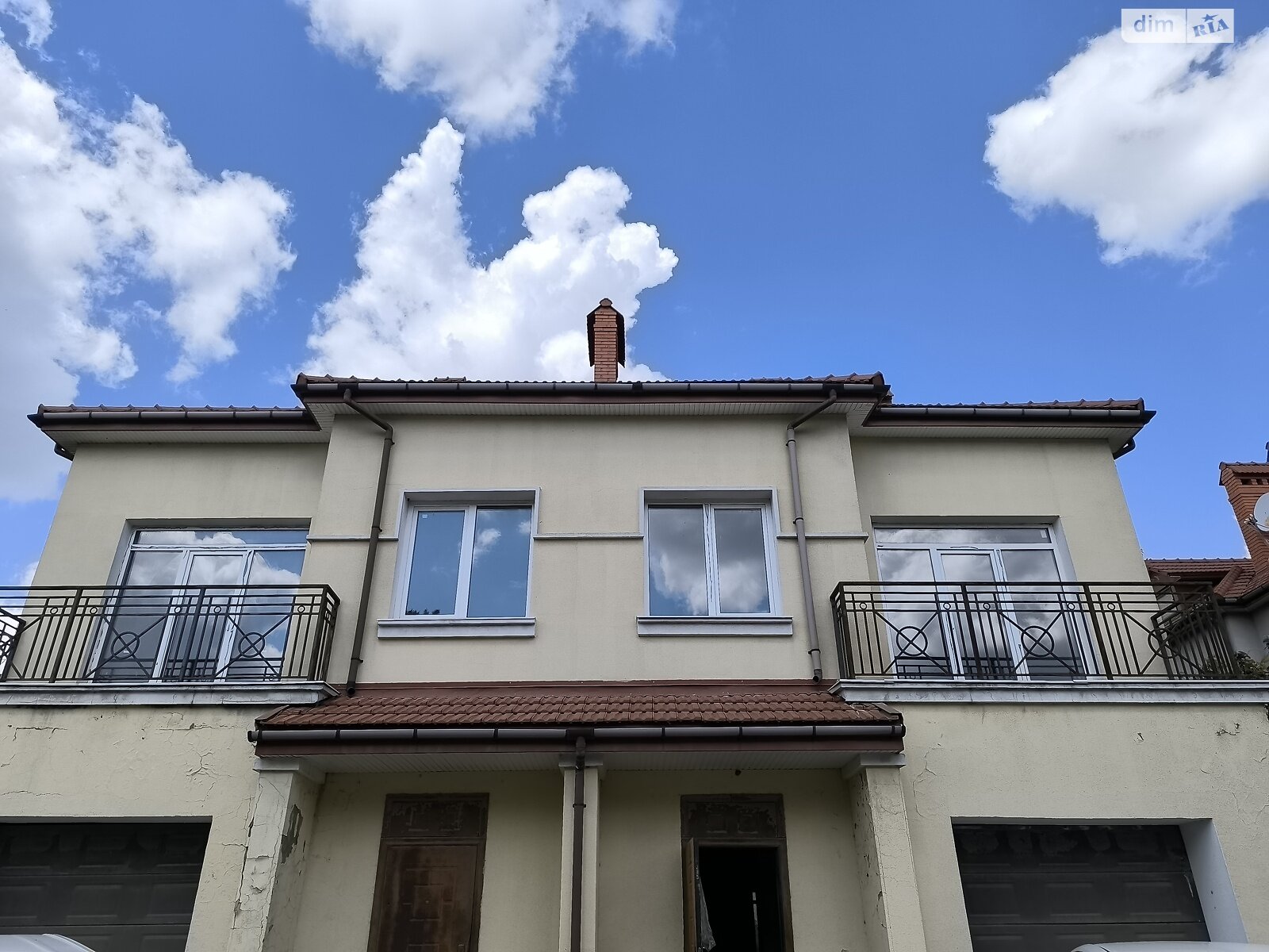 триповерховий дуплекс, 270 кв. м, кирпич. Продаж в Одесі, район Совіньйон фото 1 триповерховий дуплекс, 270 кв. м, кирпич. Продаж в Одесі, район Совіньйон фото 1