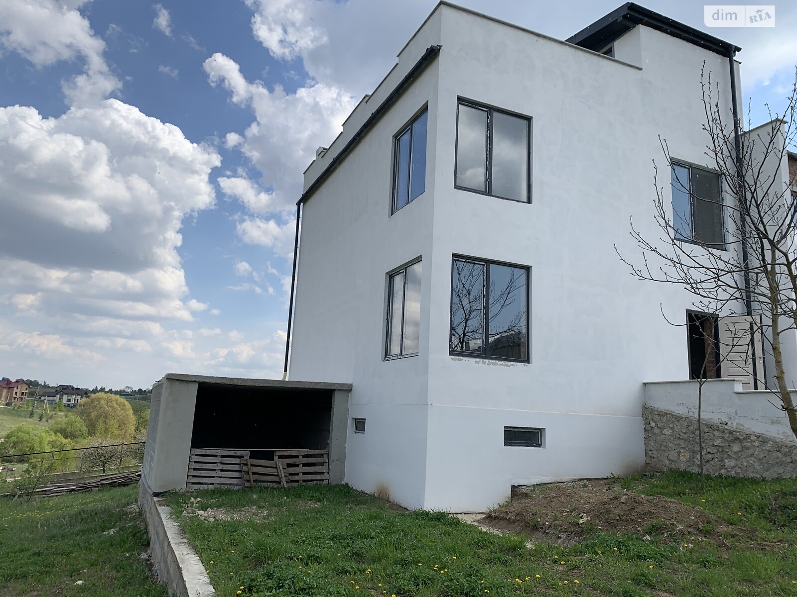 трехэтажный дуплекс, 250 кв. м, кирпич. Продажа в Петрикове фото 1 трехэтажный дуплекс, 250 кв. м, кирпич. Продажа в Петрикове фото 1