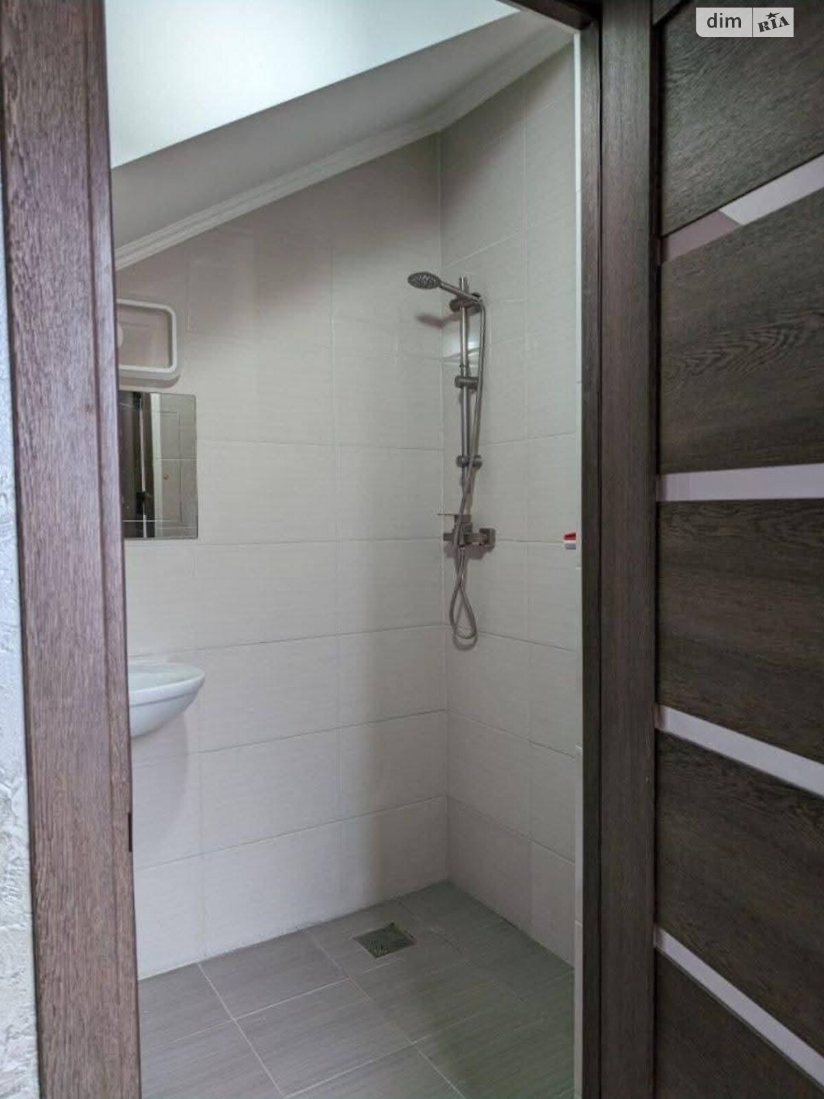 трехэтажный дуплекс, 240 кв. м, пенобетон. Продажа в Петрикове фото 1 трехэтажный дуплекс, 240 кв. м, пенобетон. Продажа в Петрикове фото 1