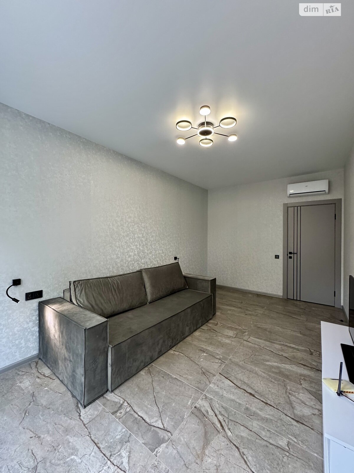 двухэтажный дуплекс, 117.3 кв. м, керамический блок. Продажа в Петропавловской Борщаговке фото 1 двухэтажный дуплекс, 117.3 кв. м, керамический блок. Продажа в Петропавловской Борщаговке фото 1