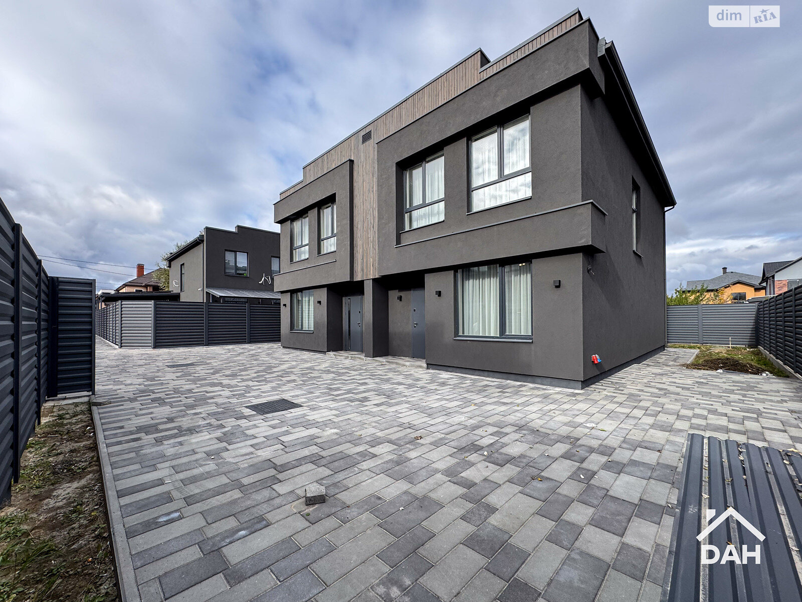 двухэтажный дуплекс, 125 кв. м, керамический блок. Продажа в Петропавловской Борщаговке фото 1