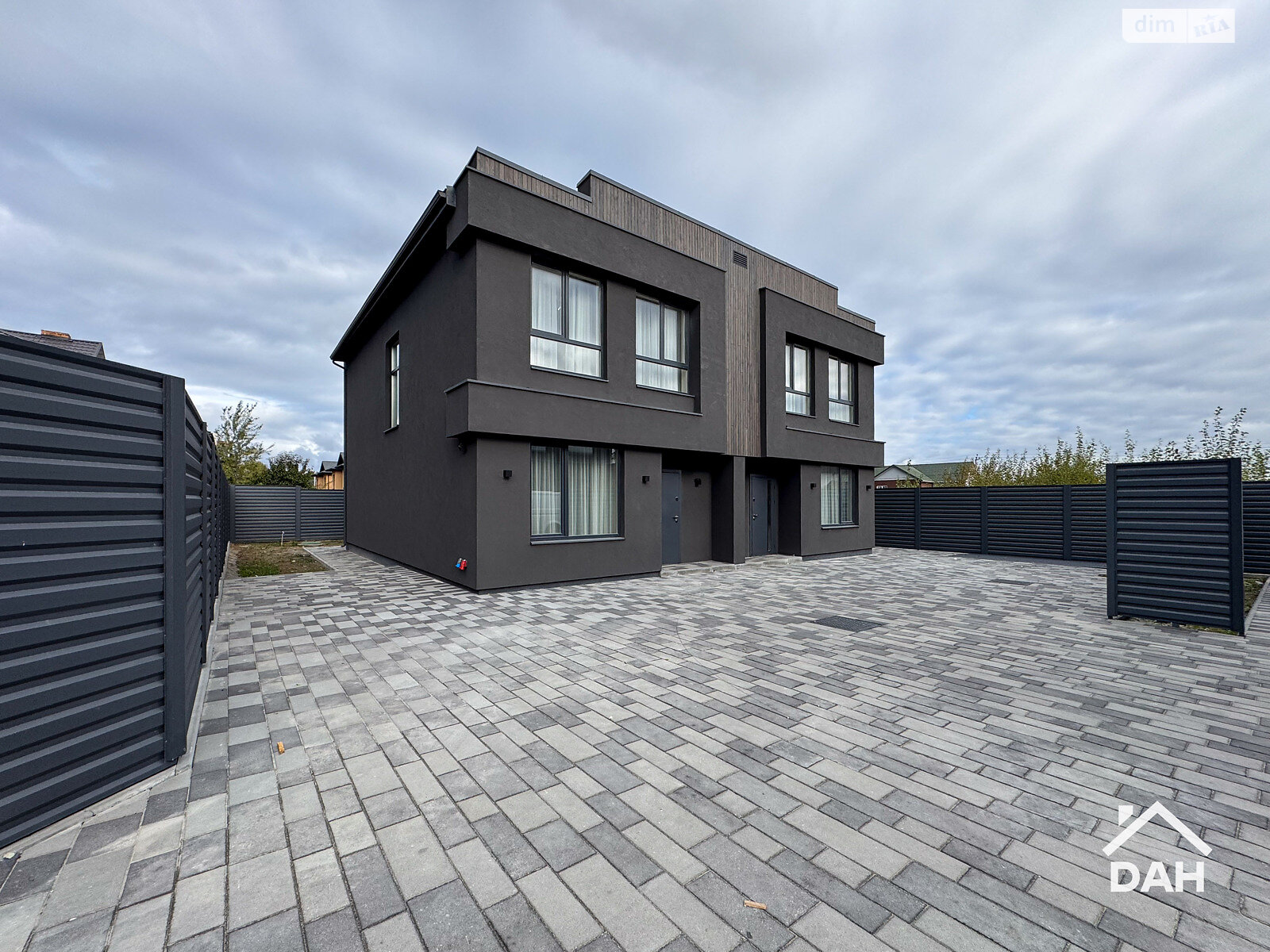 двухэтажный дуплекс, 125 кв. м, керамический блок. Продажа в Петропавловской Борщаговке фото 1