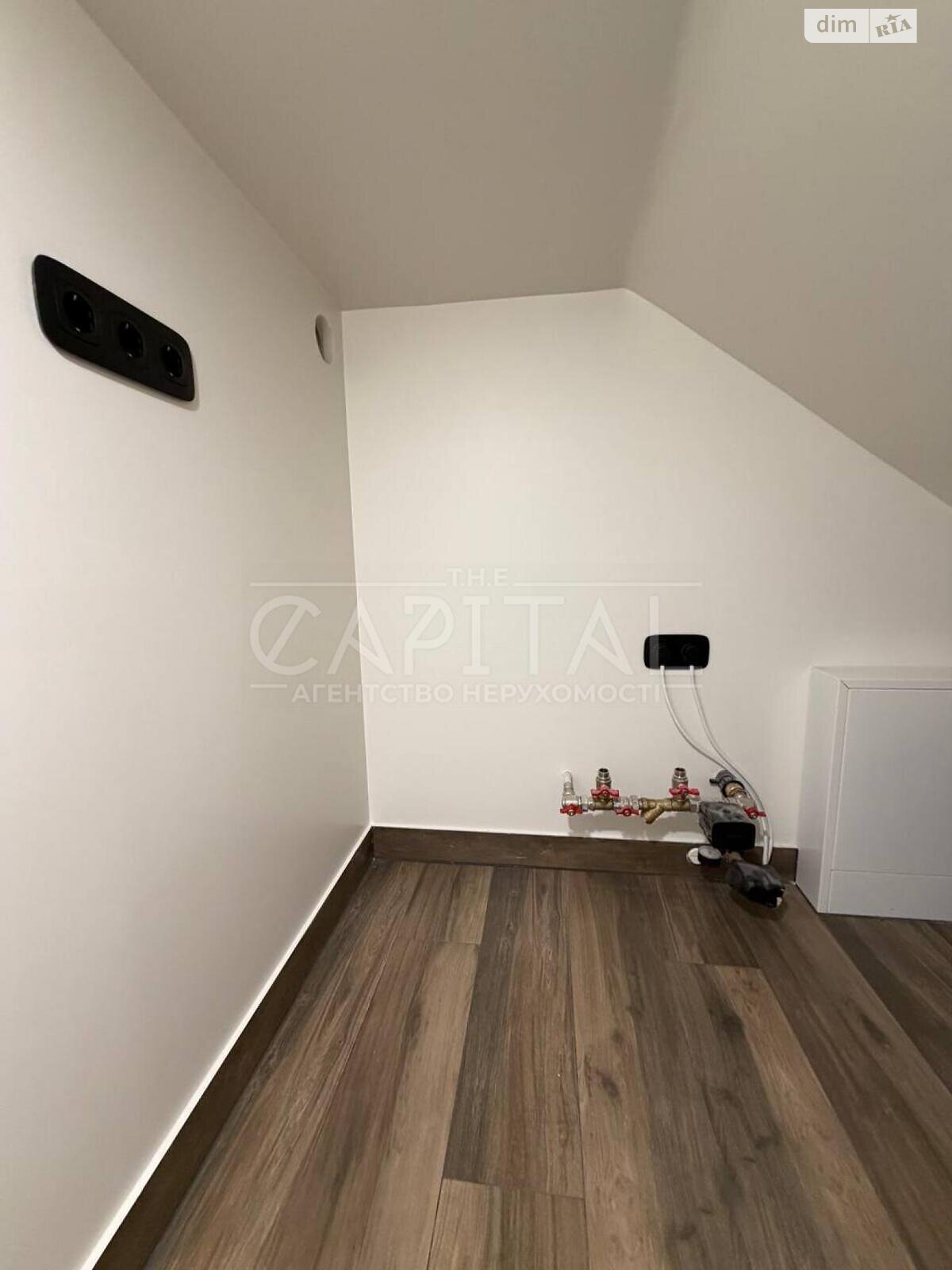 двухэтажный дуплекс, 130 кв. м, кирпич. Продажа в Петропавловской Борщаговке фото 1 двухэтажный дуплекс, 130 кв. м, кирпич. Продажа в Петропавловской Борщаговке фото 1