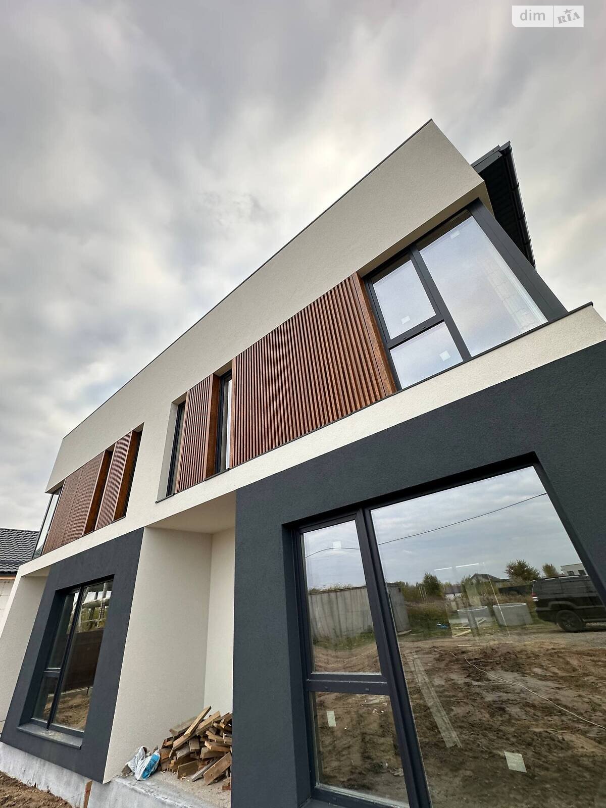 двухэтажный дуплекс, 130 кв. м, кирпич. Продажа в Петропавловской Борщаговке фото 1