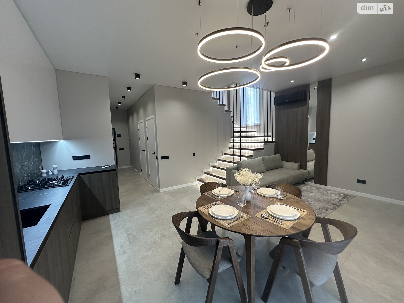 двухэтажный дуплекс, 140 кв. м, керамический блок. Продажа в Петропавловской Борщаговке фото 1