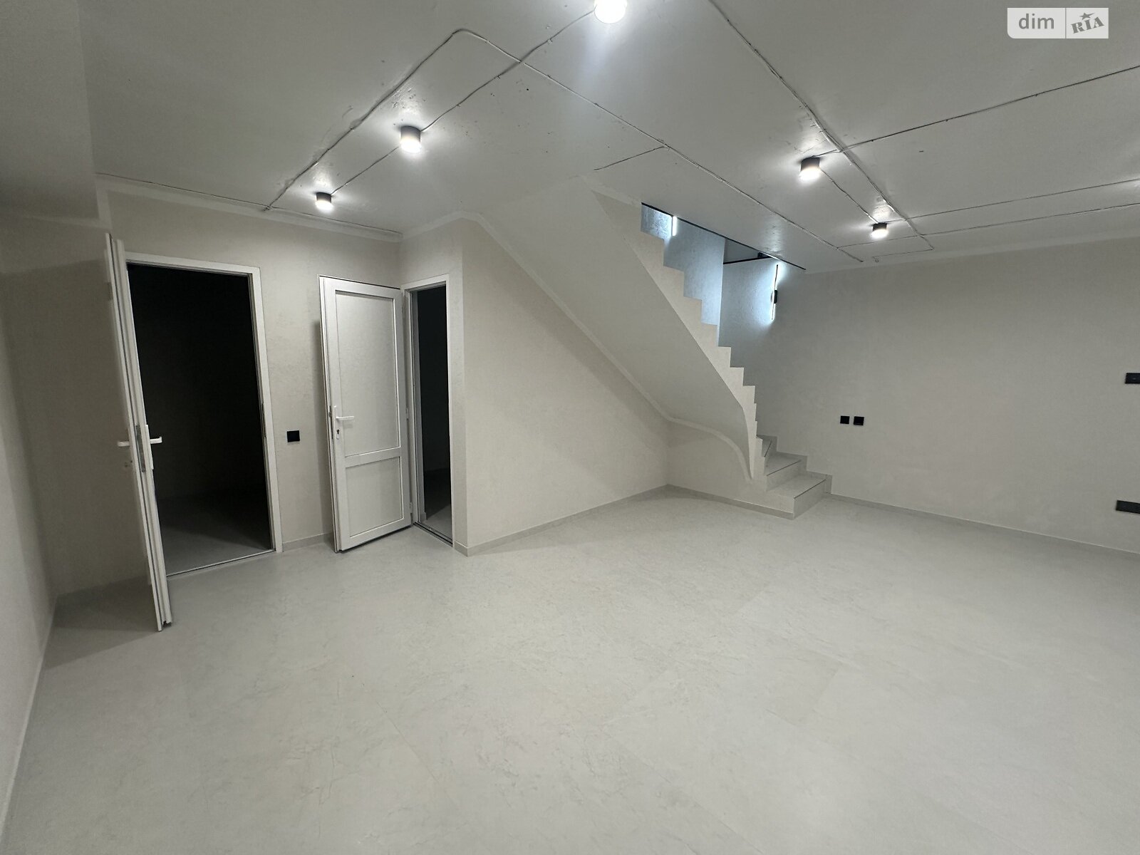 двухэтажный дуплекс, 140 кв. м, керамический блок. Продажа в Петропавловской Борщаговке фото 1