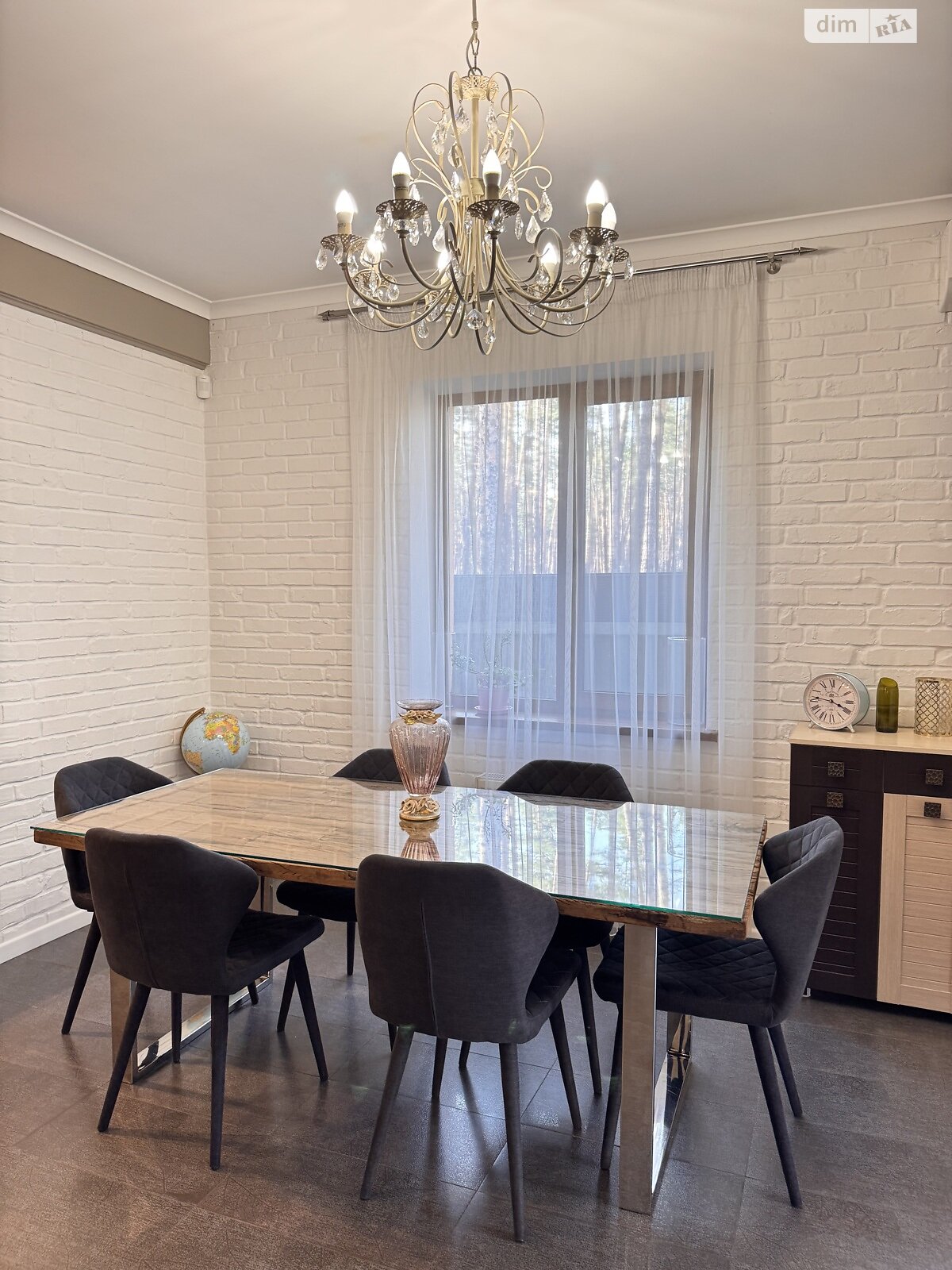 двухэтажный дуплекс, 232 кв. м, кирпич. Продажа в Плютах фото 1 двухэтажный дуплекс, 232 кв. м, кирпич. Продажа в Плютах фото 1