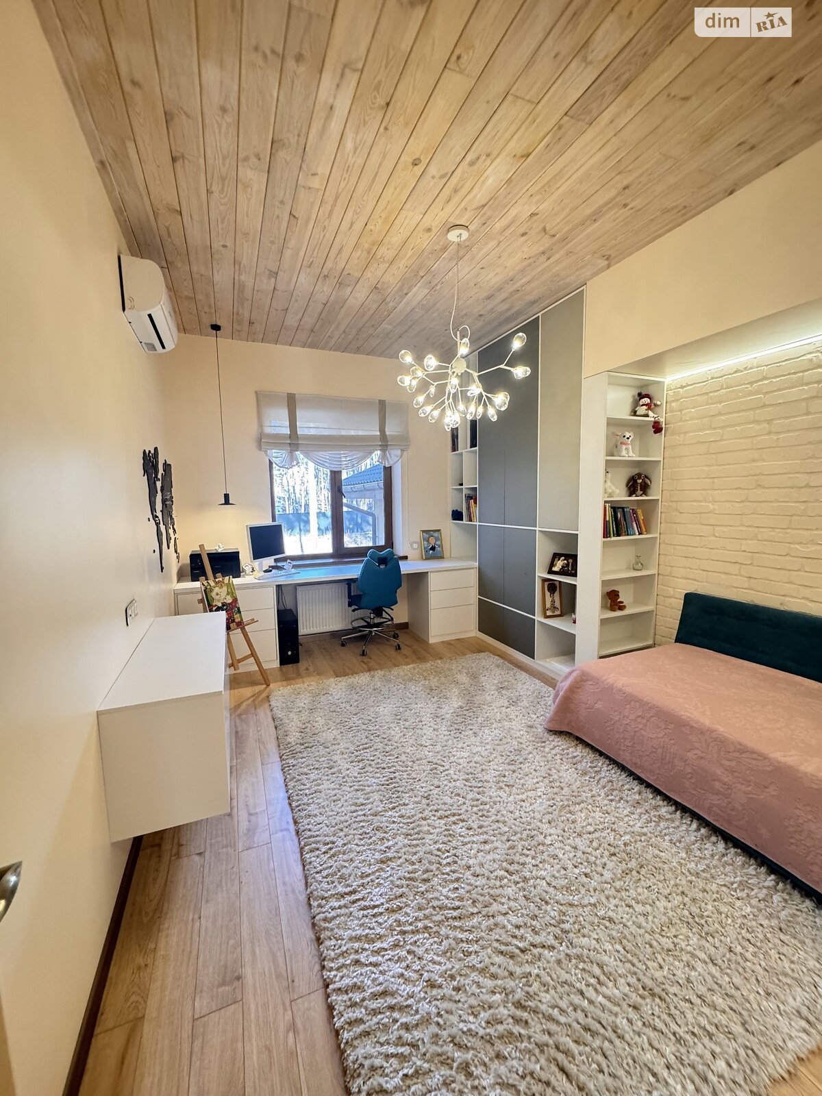 двухэтажный дуплекс, 232 кв. м, кирпич. Продажа в Плютах фото 1 двухэтажный дуплекс, 232 кв. м, кирпич. Продажа в Плютах фото 1