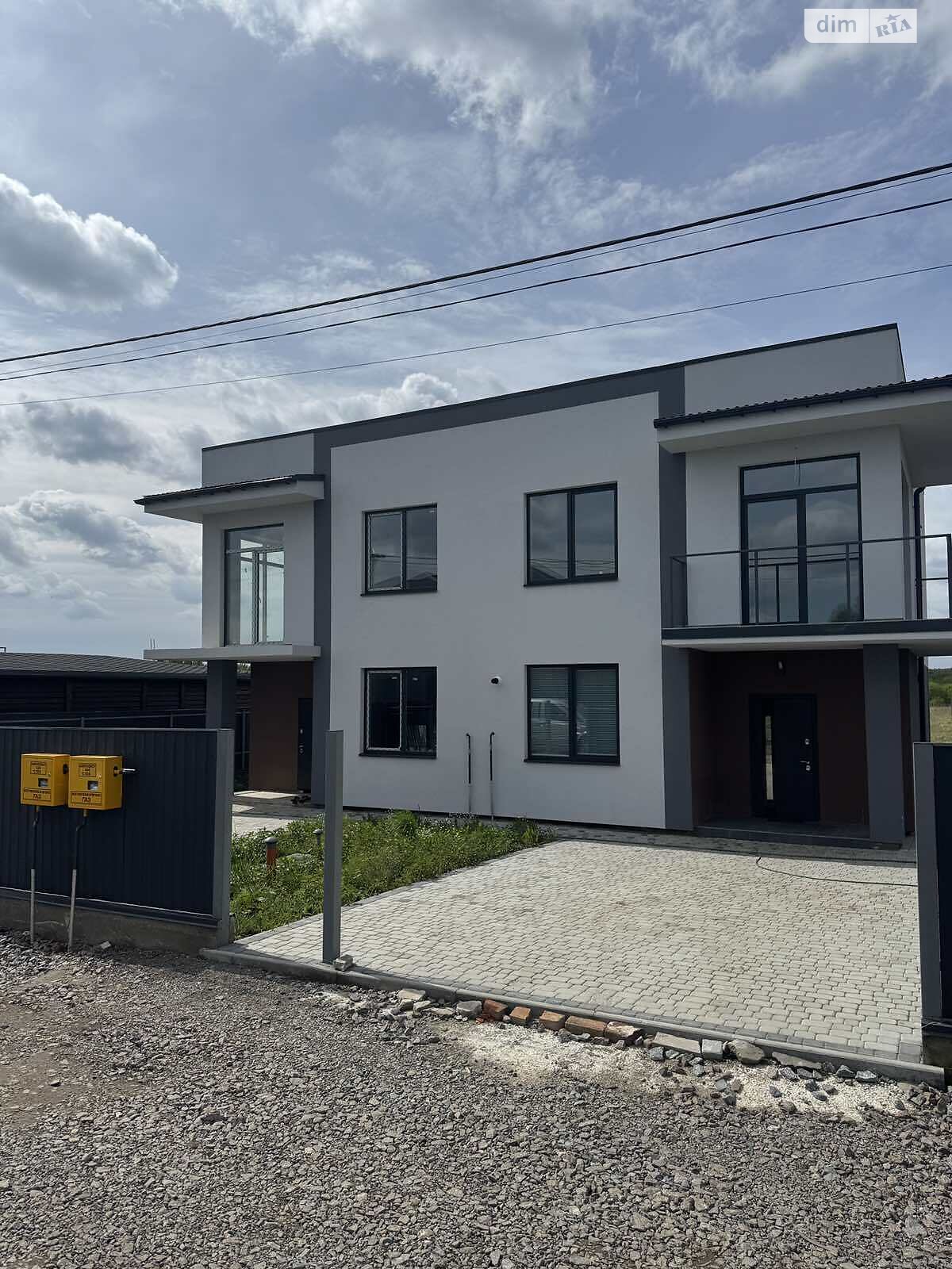 двухэтажный дуплекс, 125 кв. м, кирпич. Продажа в Подрясном фото 1 двухэтажный дуплекс, 125 кв. м, кирпич. Продажа в Подрясном фото 1