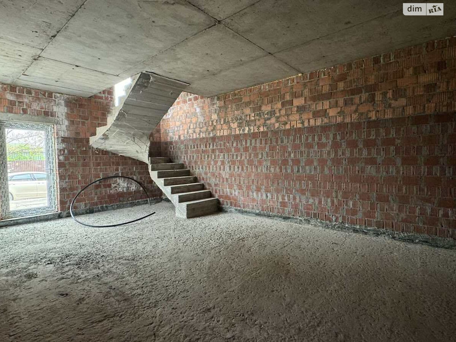 триповерховий дуплекс, 105 кв. м, керамический кирпич. Продаж у Погребах фото 1 триповерховий дуплекс, 105 кв. м, керамический кирпич. Продаж у Погребах фото 1