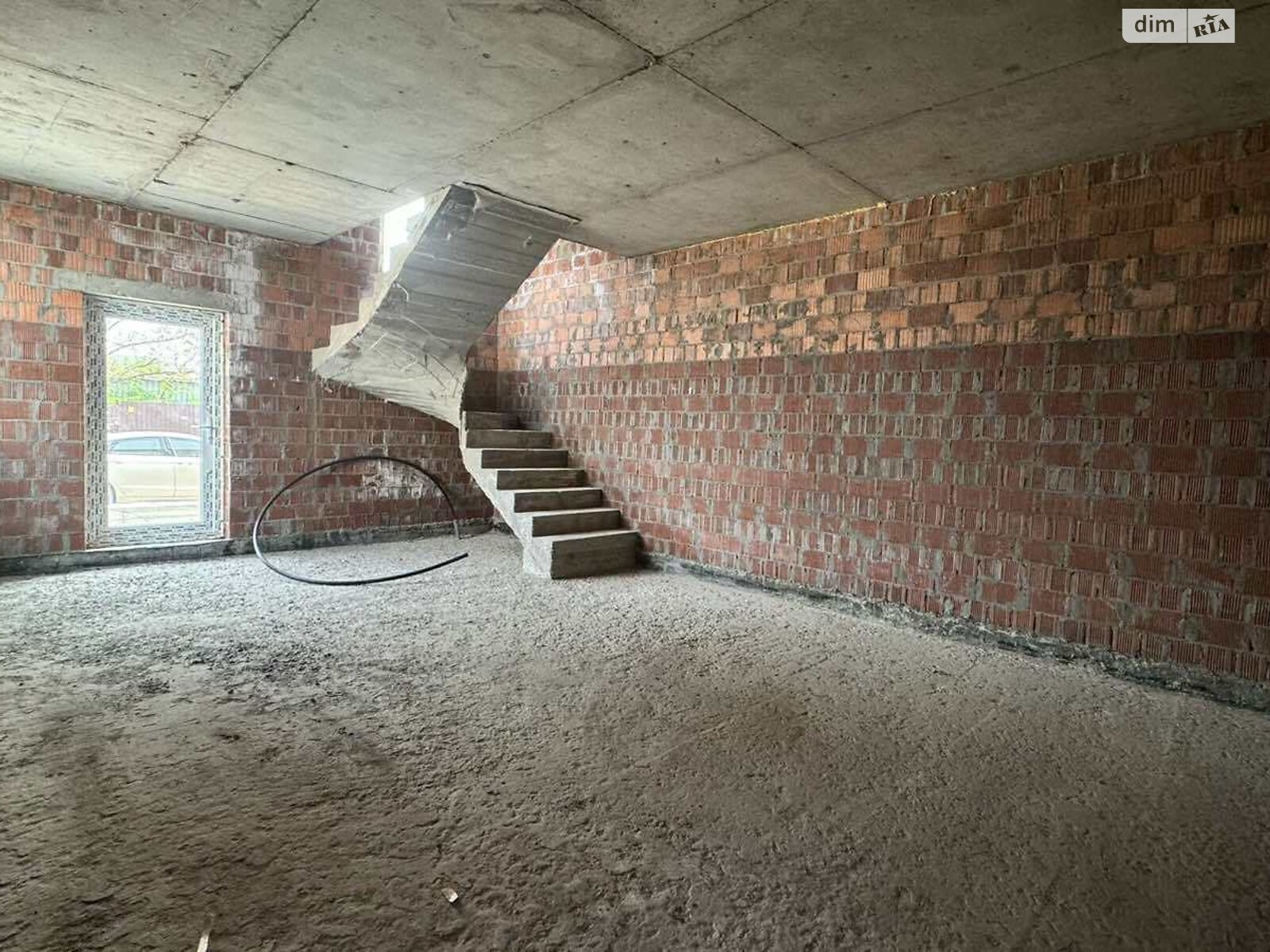 триповерховий дуплекс, 105 кв. м, керамический кирпич. Продаж у Погребах фото 1 триповерховий дуплекс, 105 кв. м, керамический кирпич. Продаж у Погребах фото 1
