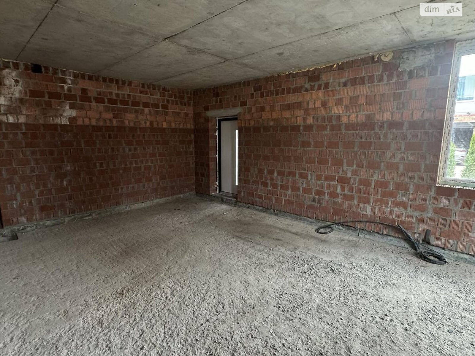 триповерховий дуплекс, 105 кв. м, керамический кирпич. Продаж у Погребах фото 1 триповерховий дуплекс, 105 кв. м, керамический кирпич. Продаж у Погребах фото 1