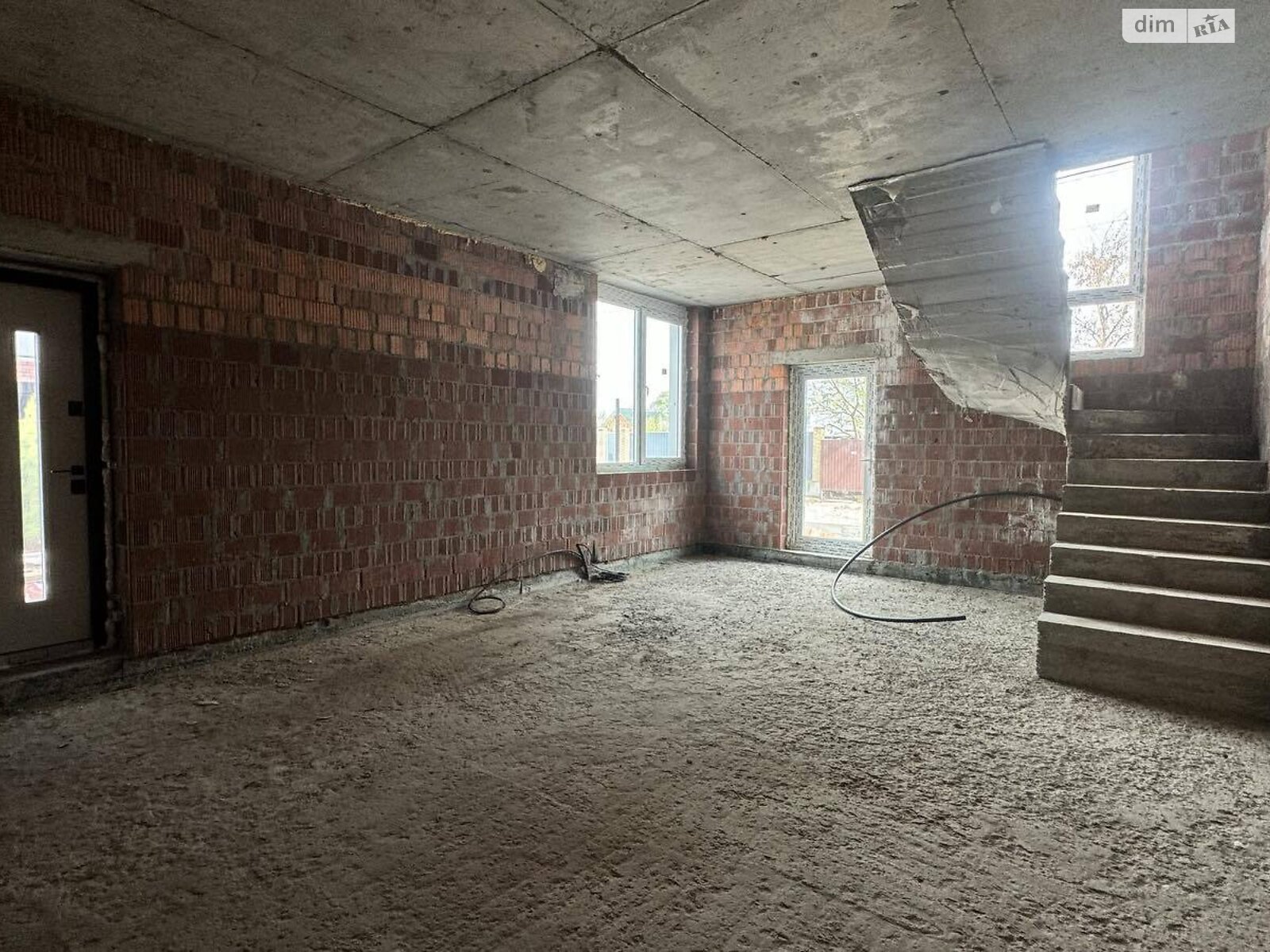 триповерховий дуплекс, 105 кв. м, керамический кирпич. Продаж у Погребах фото 1 триповерховий дуплекс, 105 кв. м, керамический кирпич. Продаж у Погребах фото 1