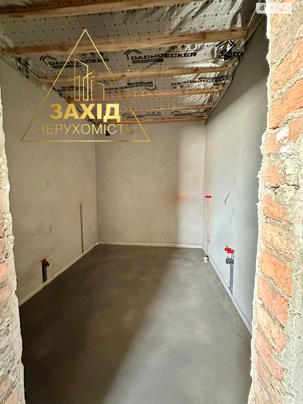 одноэтажный дуплекс, 109.2 кв. м, кирпич. Продажа в Рованцах фото 1 одноэтажный дуплекс, 109.2 кв. м, кирпич. Продажа в Рованцах фото 1