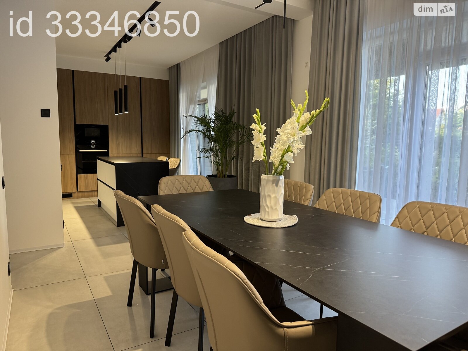 двухэтажный дуплекс, 120 кв. м, кирпич. Продажа в Рованцах фото 1 двухэтажный дуплекс, 120 кв. м, кирпич. Продажа в Рованцах фото 1