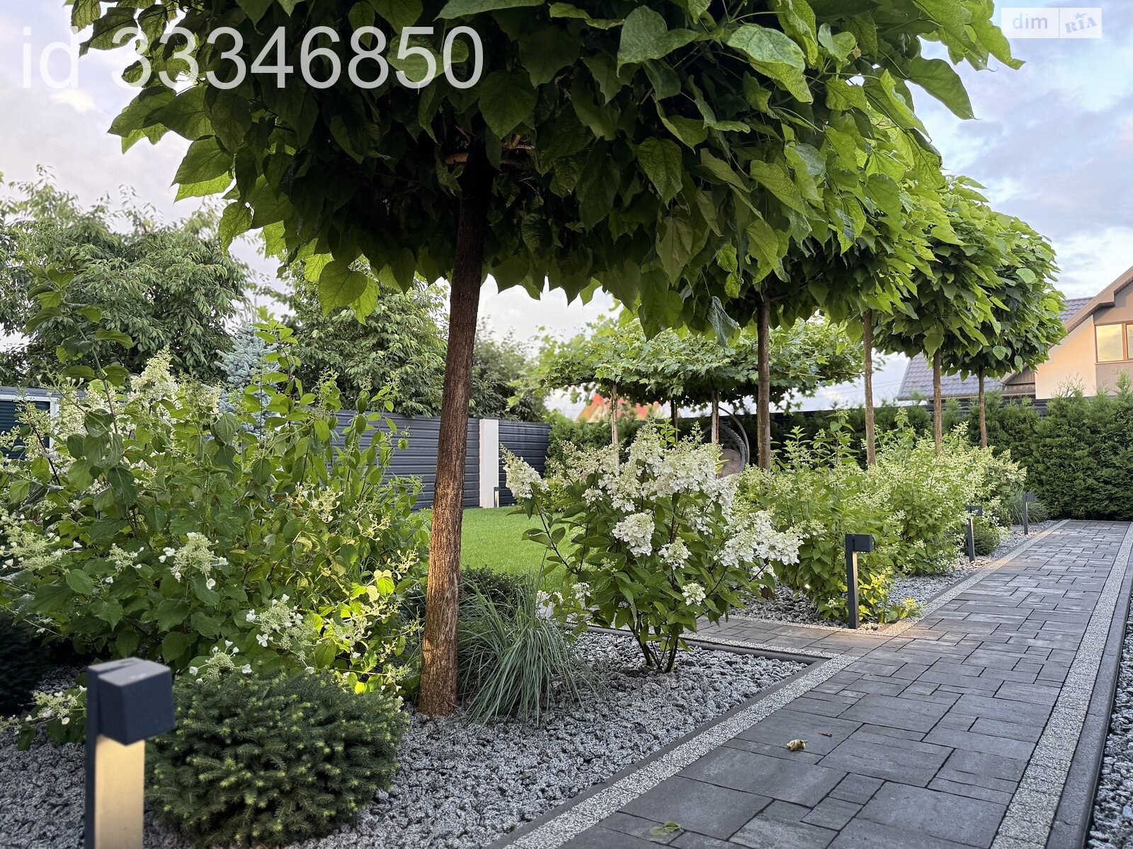 двухэтажный дуплекс, 120 кв. м, кирпич. Продажа в Рованцах фото 1 двухэтажный дуплекс, 120 кв. м, кирпич. Продажа в Рованцах фото 1