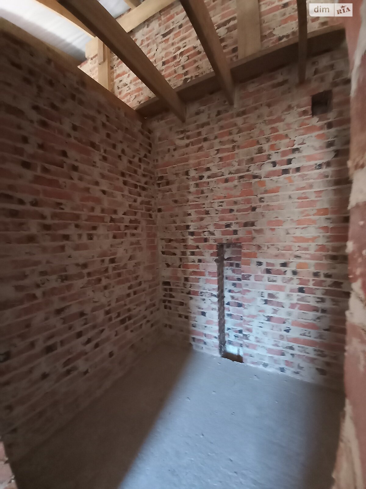 двоповерховий дуплекс, 120 кв. м, кирпич. Продаж в Рівному, район Авторинок фото 1 двоповерховий дуплекс, 120 кв. м, кирпич. Продаж в Рівному, район Авторинок фото 1