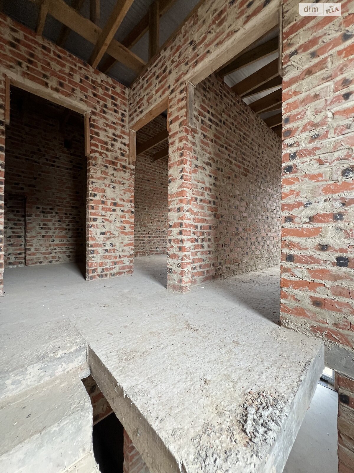 двоповерховий дуплекс, 120 кв. м, кирпич. Продаж в Рівному, район Авторинок фото 1 двоповерховий дуплекс, 120 кв. м, кирпич. Продаж в Рівному, район Авторинок фото 1