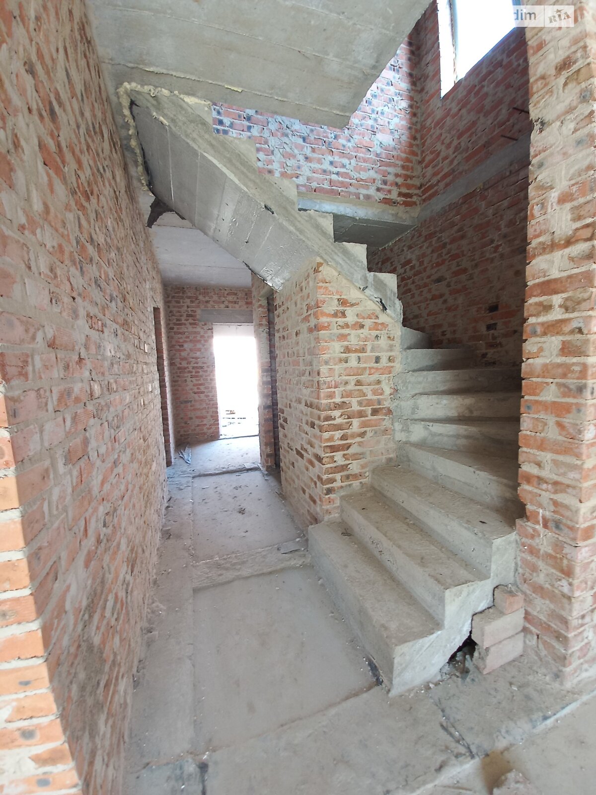 двоповерховий дуплекс, 120 кв. м, кирпич. Продаж в Рівному, район Авторинок фото 1 двоповерховий дуплекс, 120 кв. м, кирпич. Продаж в Рівному, район Авторинок фото 1