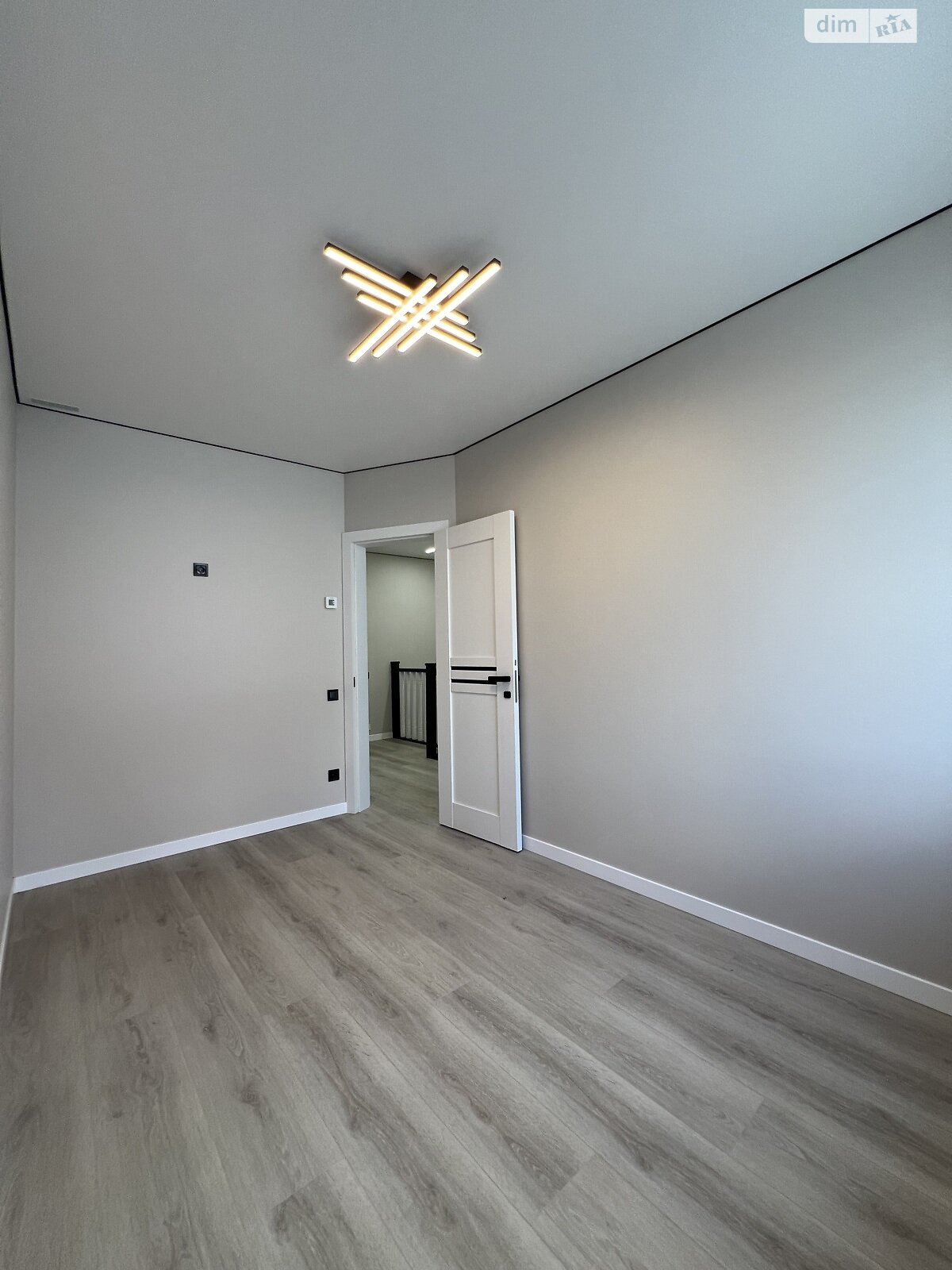 двухэтажный дуплекс, 100 кв. м, кирпич. Продажа в Ровно район Авторынок фото 1 двухэтажный дуплекс, 100 кв. м, кирпич. Продажа в Ровно район Авторынок фото 1