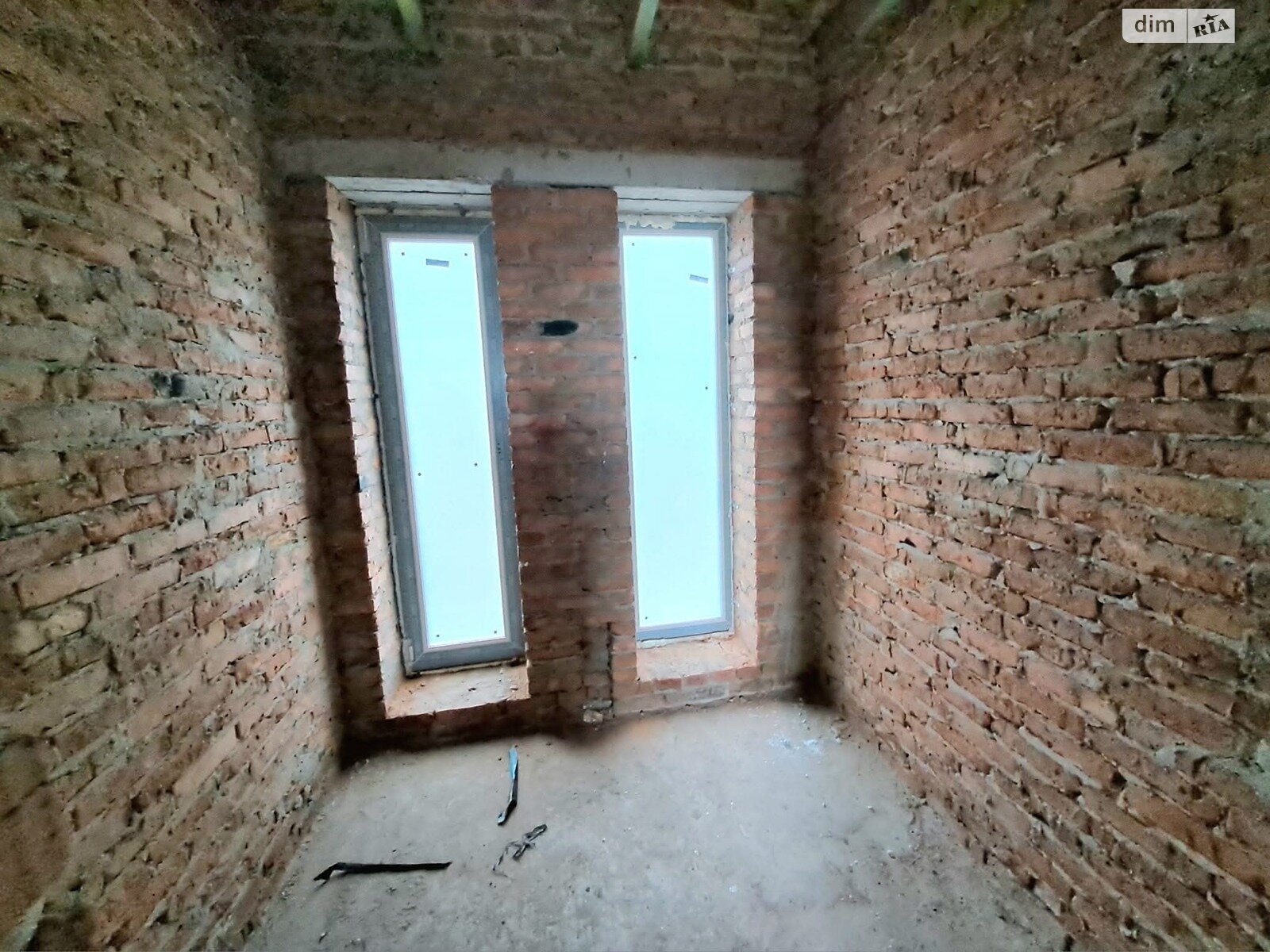 двоповерховий дуплекс, 100 кв. м, цегла. Продаж в Рівному, район Авторинок фото 1 двоповерховий дуплекс, 100 кв. м, цегла. Продаж в Рівному, район Авторинок фото 1