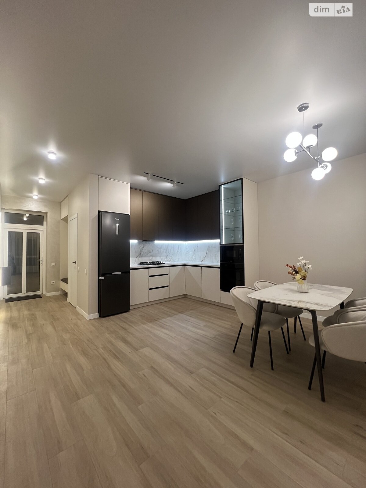 двоповерховий дуплекс, 100 кв. м, кирпич. Продаж в Рівному, район Авторинок фото 1