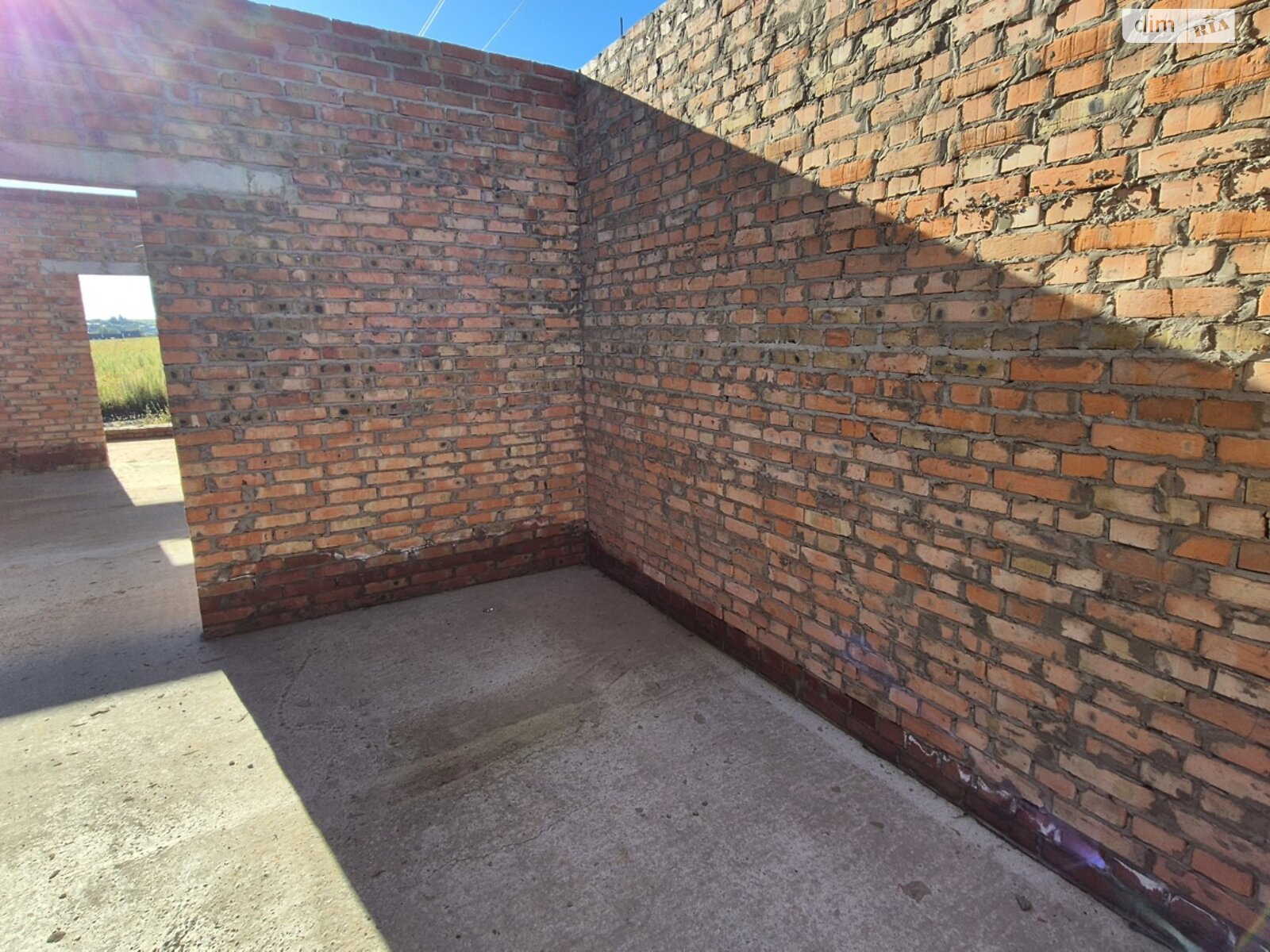 одноэтажный дуплекс, 80 кв. м, кирпич. Продажа в Ровно фото 1 одноэтажный дуплекс, 80 кв. м, кирпич. Продажа в Ровно фото 1