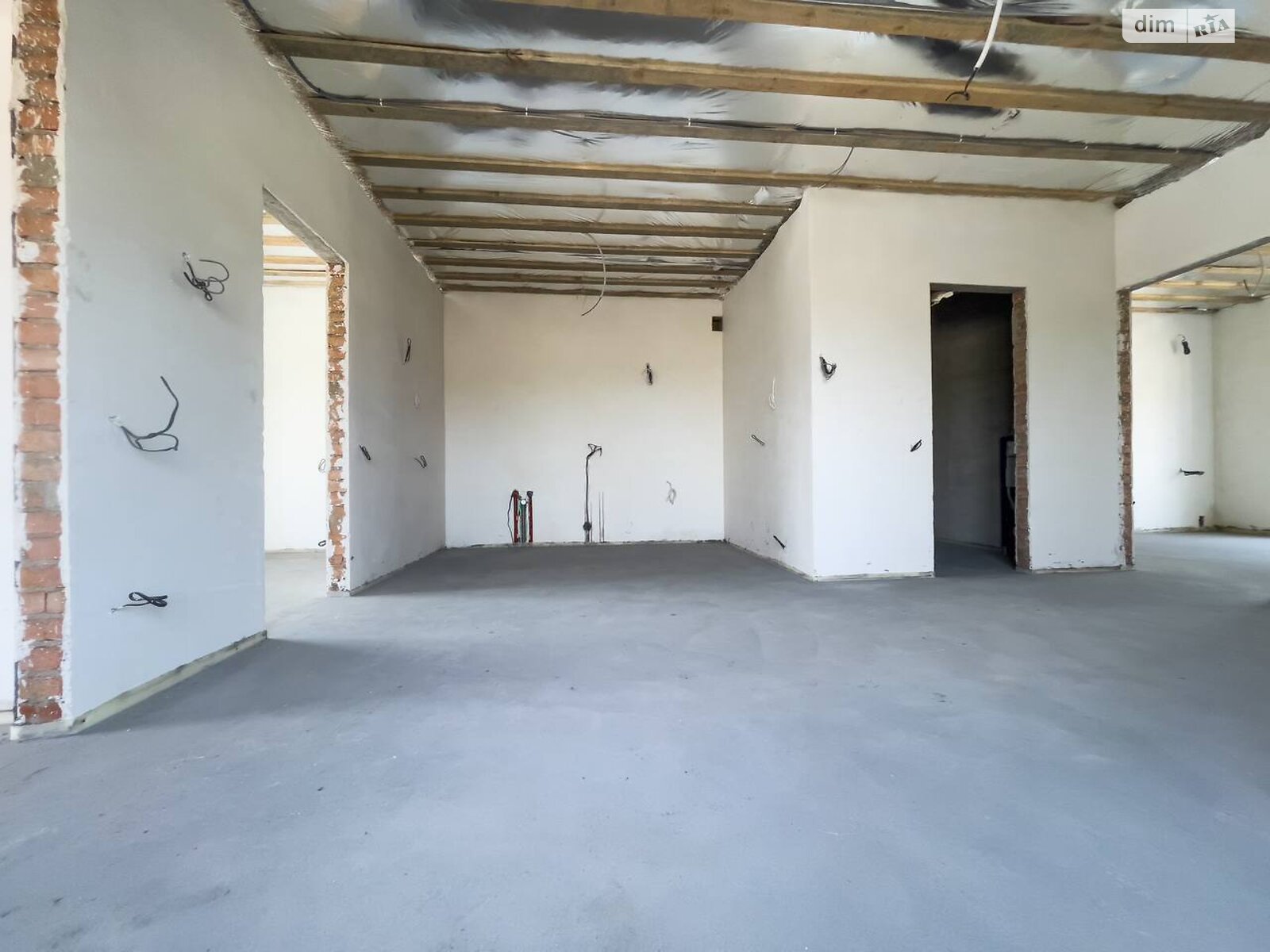 одноэтажный дуплекс, 83 кв. м, кирпич. Продажа в Ровно район Чайка фото 1 одноэтажный дуплекс, 83 кв. м, кирпич. Продажа в Ровно район Чайка фото 1