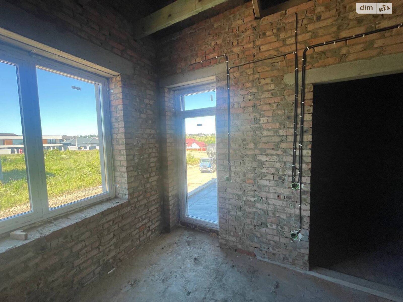 двоповерховий дуплекс, 122 кв. м, цегла. Продаж у Рівному фото 1 двоповерховий дуплекс, 122 кв. м, цегла. Продаж у Рівному фото 1