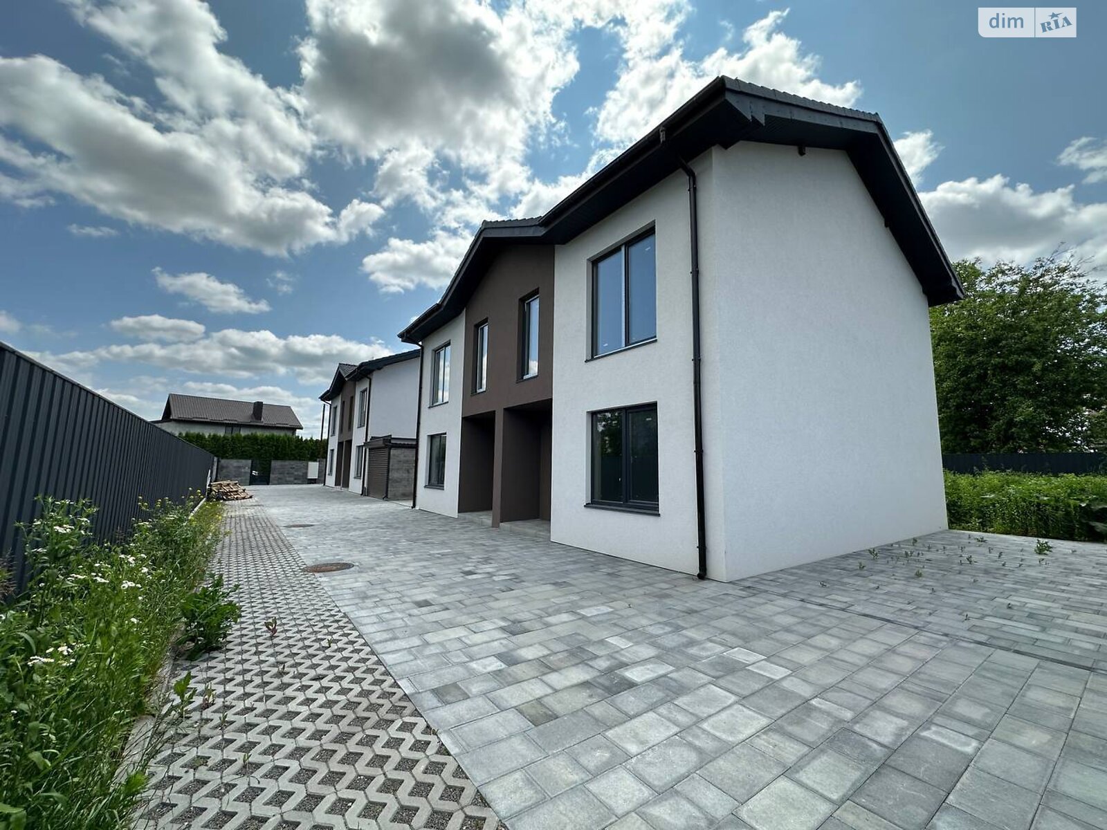 двухэтажный дуплекс, 85 кв. м, керамический блок. Продажа в Ровно район Гидропарк фото 1 двухэтажный дуплекс, 85 кв. м, керамический блок. Продажа в Ровно район Гидропарк фото 1