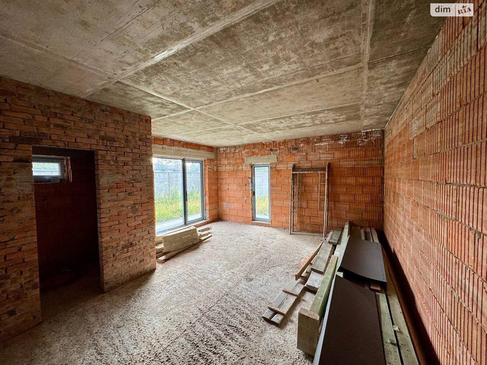 двухэтажный дуплекс, 130 кв. м, керамический блок. Продажа в Ровно район Гидропарк фото 1 двухэтажный дуплекс, 130 кв. м, керамический блок. Продажа в Ровно район Гидропарк фото 1