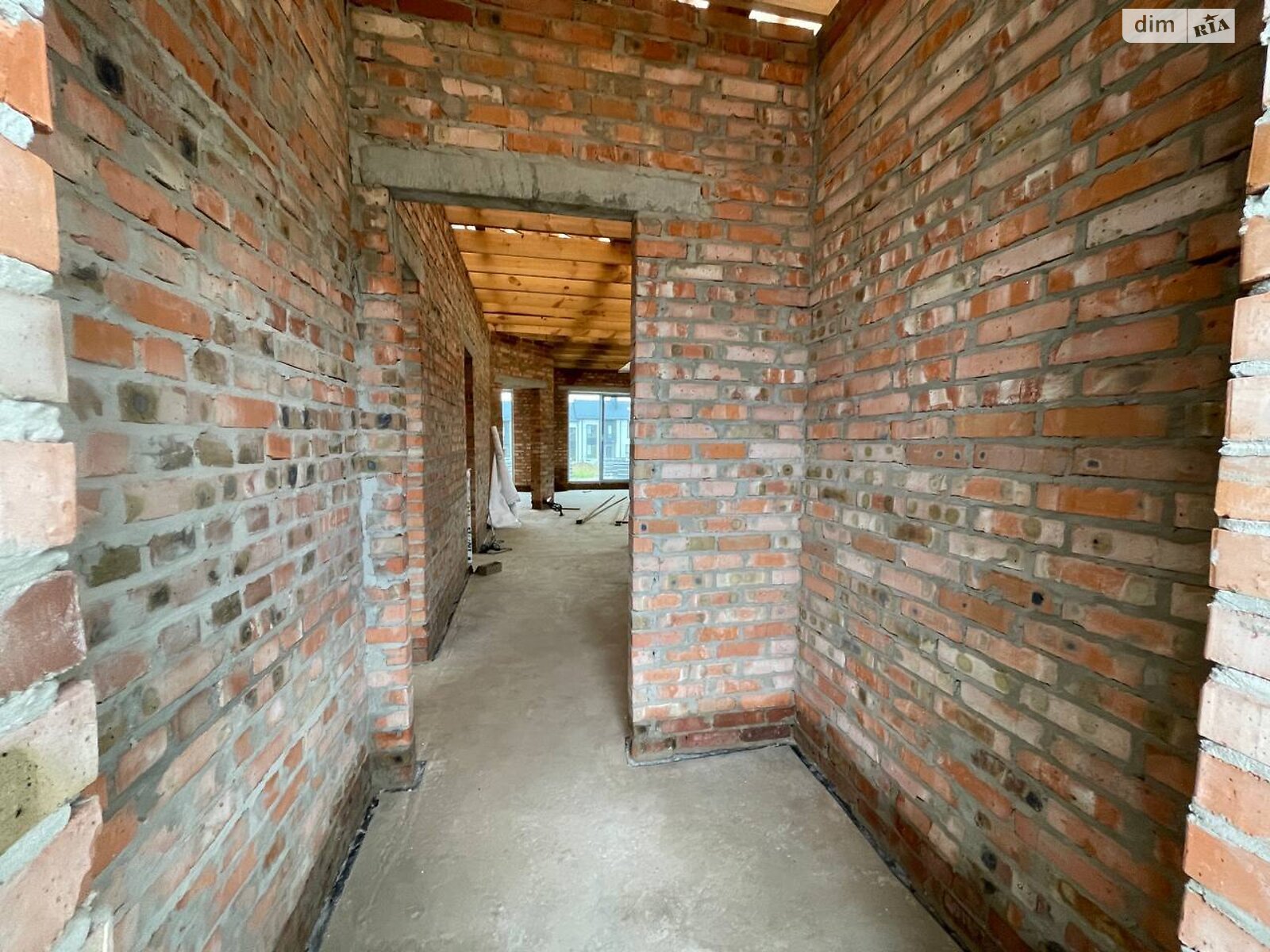 одноэтажный дуплекс, 97 кв. м, кирпич. Продажа в Ровно район Ювилейный фото 1 одноэтажный дуплекс, 97 кв. м, кирпич. Продажа в Ровно район Ювилейный фото 1