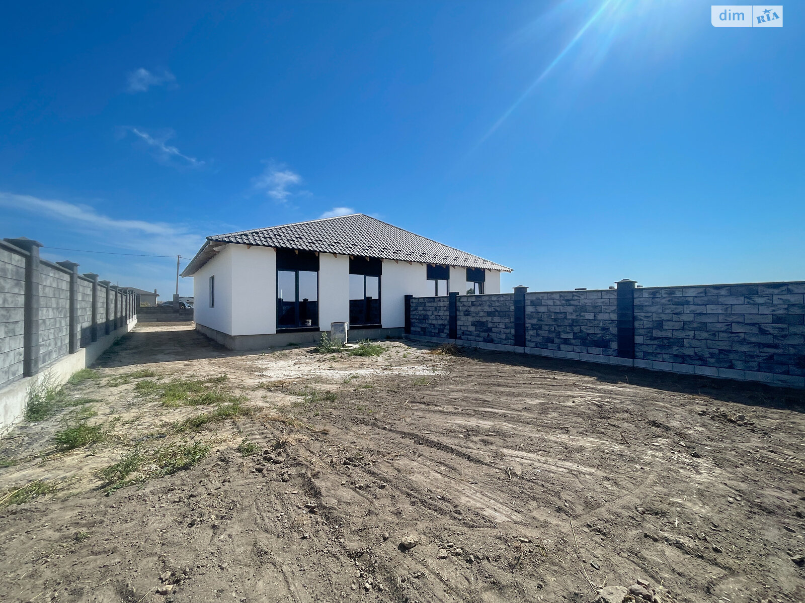 одноэтажный дуплекс, 97 кв. м, кирпич. Продажа в Ровно район Ювилейный фото 1 одноэтажный дуплекс, 97 кв. м, кирпич. Продажа в Ровно район Ювилейный фото 1