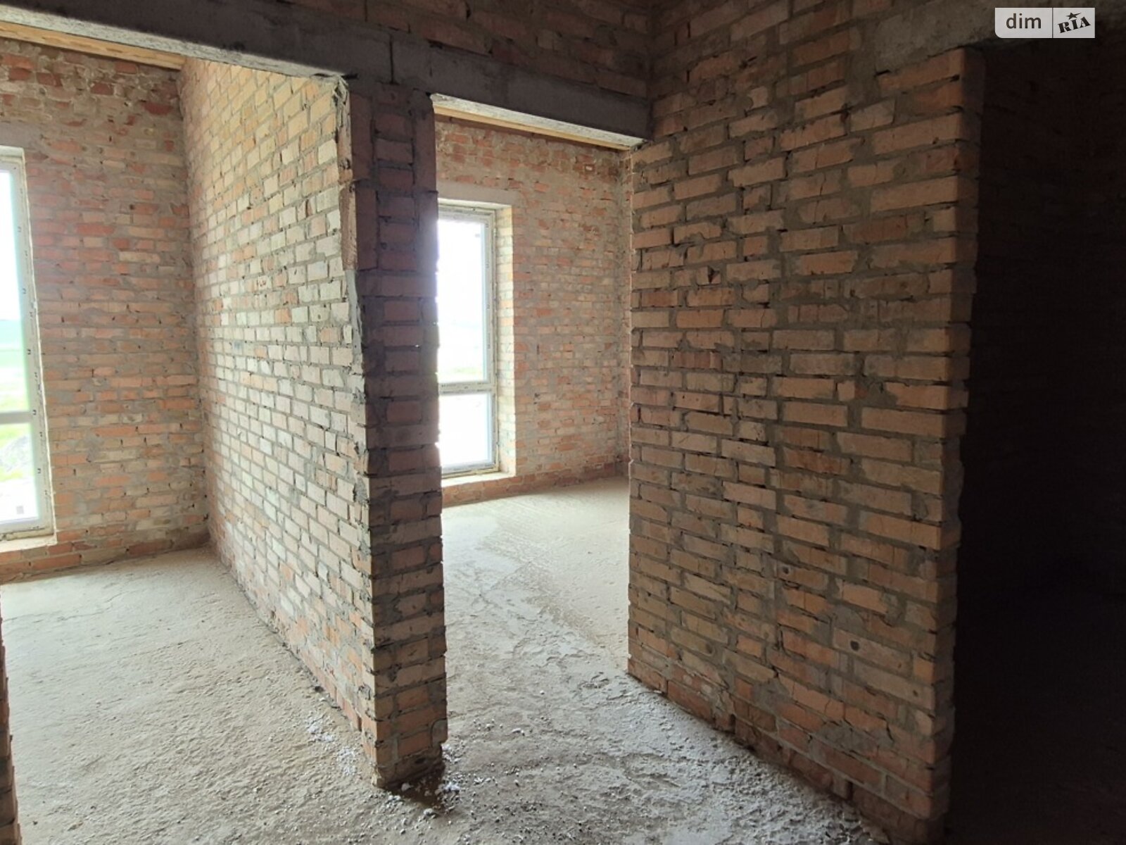 одноэтажный дуплекс, 85 кв. м, кирпич. Продажа в Ровно район Ленокомбинат фото 1