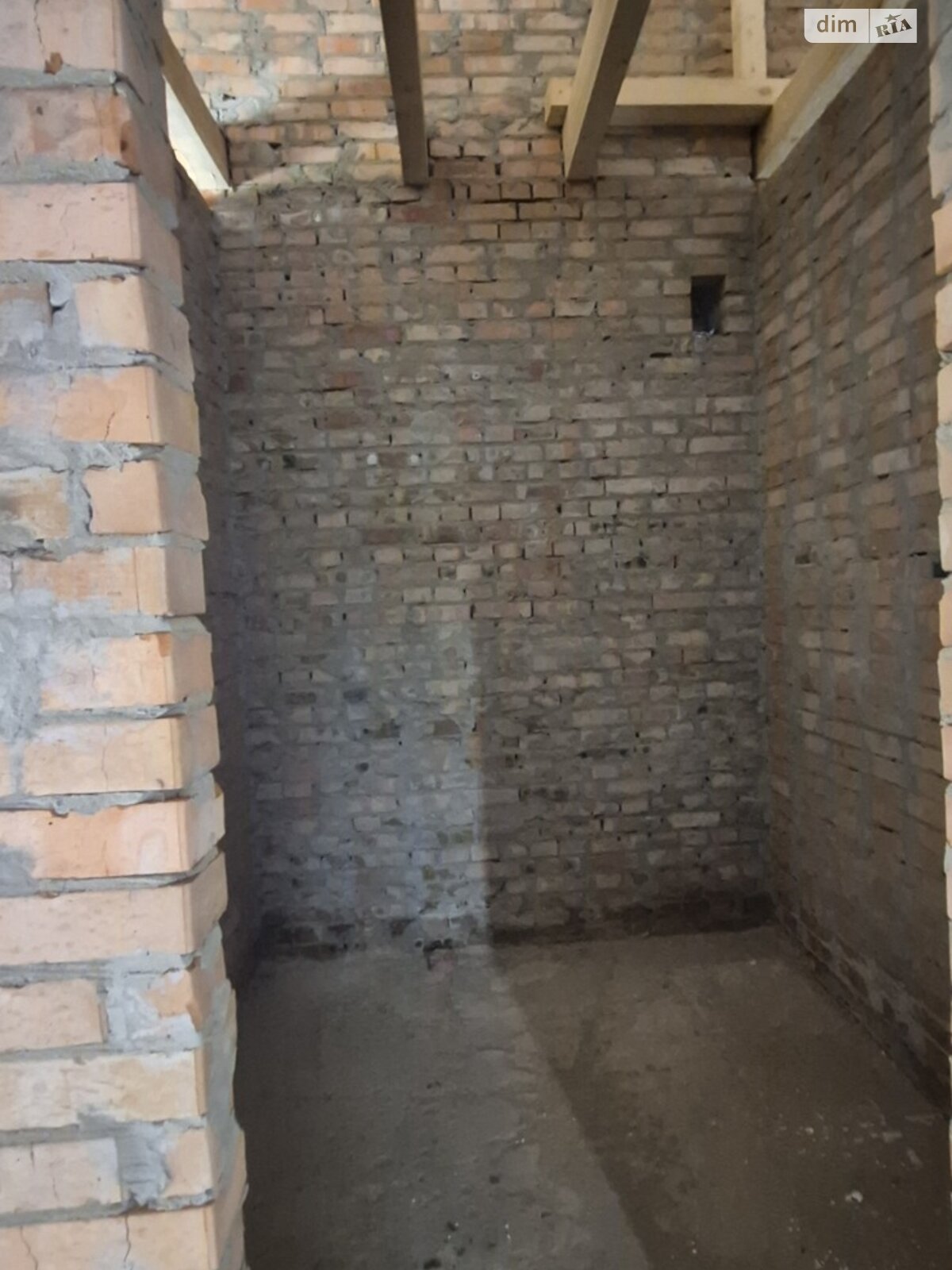 одноэтажный дуплекс, 85 кв. м, кирпич. Продажа в Ровно район Ленокомбинат фото 1