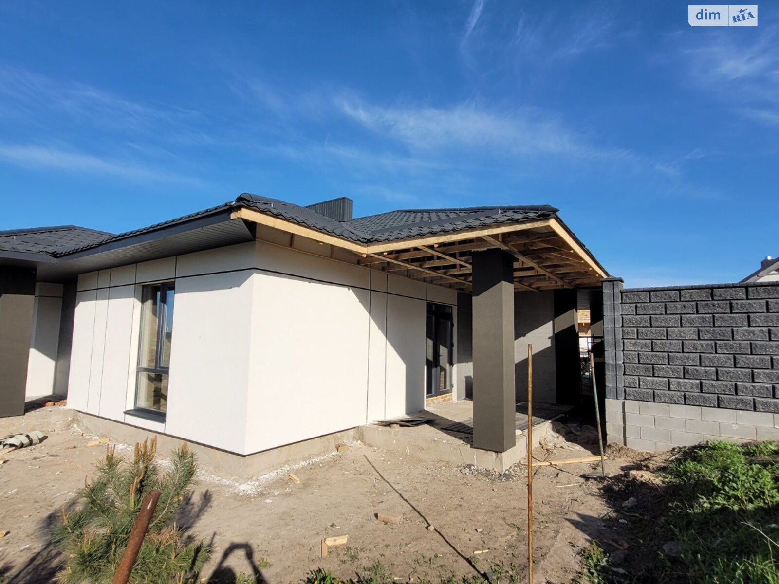 одноэтажный дуплекс, 85 кв. м, кирпич. Продажа в Ровно район Ленокомбинат фото 1