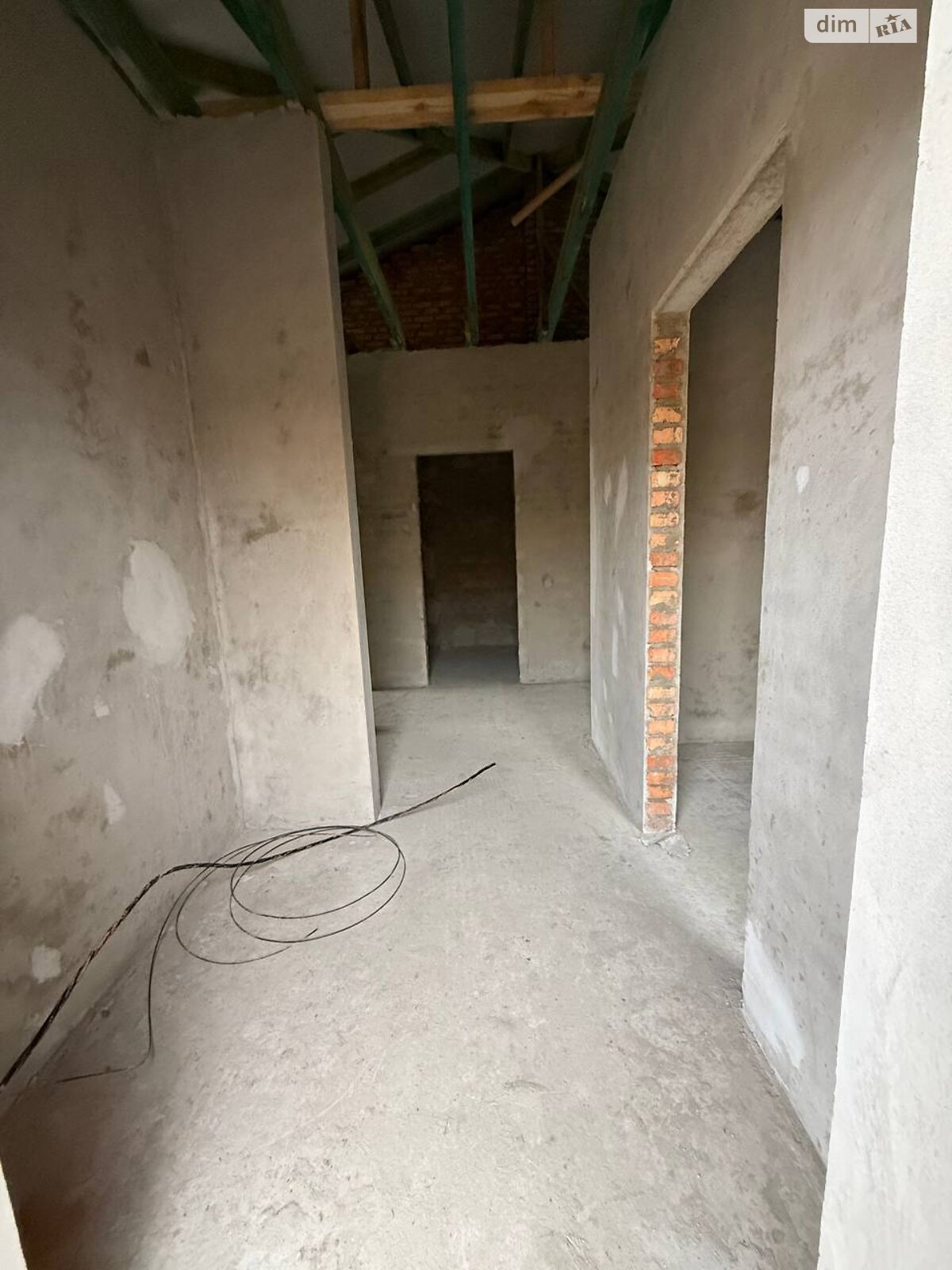 одноэтажный дуплекс, 80 кв. м, кирпич. Продажа в Ровно фото 1